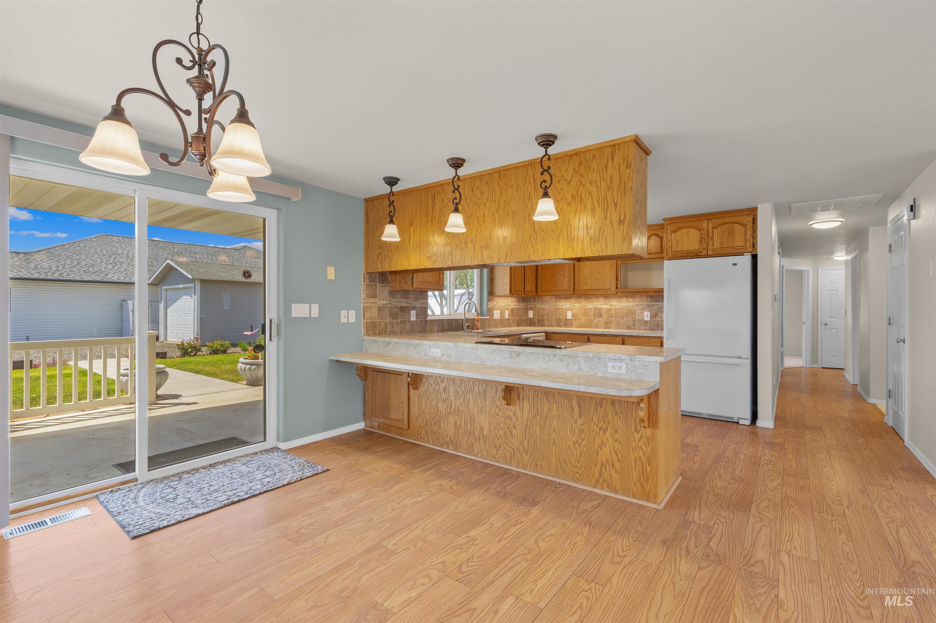 1709 Westwood Dr, Clarkston, Washington 99402, 3 Bedrooms, 2 Bathrooms, Residential For Sale, Price $429,900,MLS 98988125
