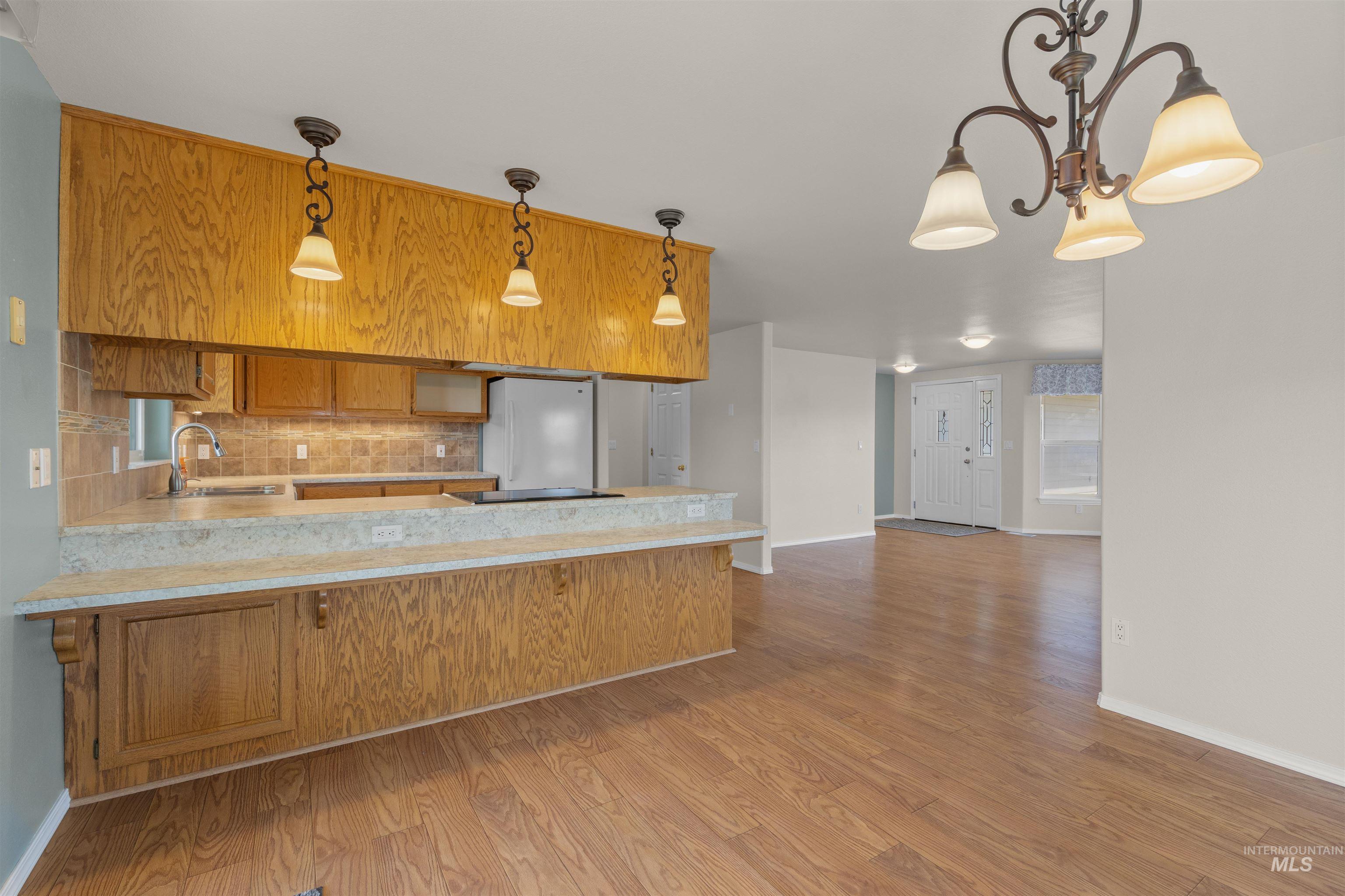 1709 Westwood Dr, Clarkston, Washington 99402, 3 Bedrooms, 2 Bathrooms, Residential For Sale, Price $429,900,MLS 98988125
