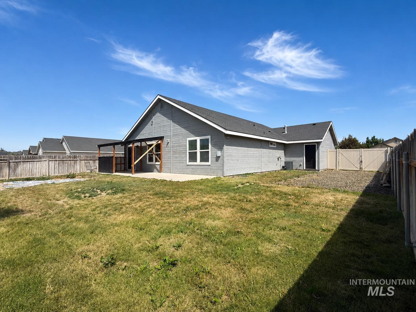 3813 E Holly Ridge Dr, Nampa, Idaho 83686, 3 Bedrooms, 2 Bathrooms, Residential For Sale, Price $420,000,MLS 98988126