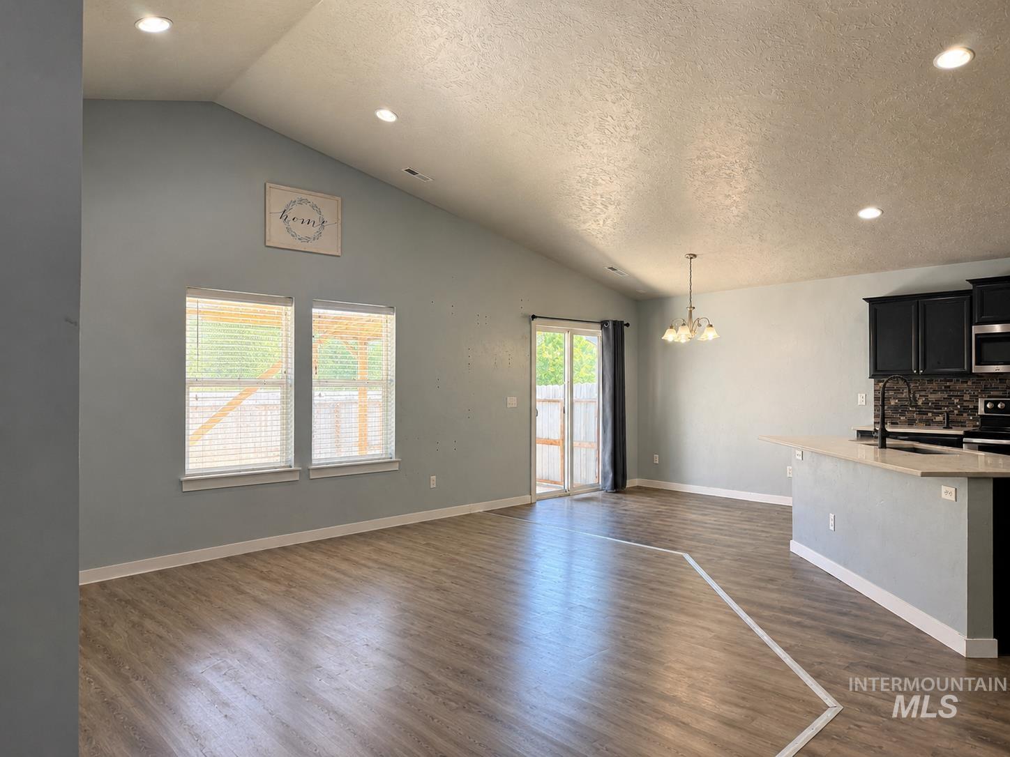 3813 E Holly Ridge Dr, Nampa, Idaho 83686, 3 Bedrooms, 2 Bathrooms, Residential For Sale, Price $420,000,MLS 98988126