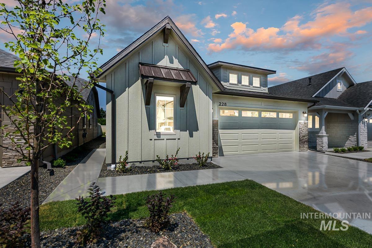 1750 E Hadler St., Meridian, Idaho 83642, 3 Bedrooms, 2 Bathrooms, Residential For Sale, Price $455,800,MLS 98988128