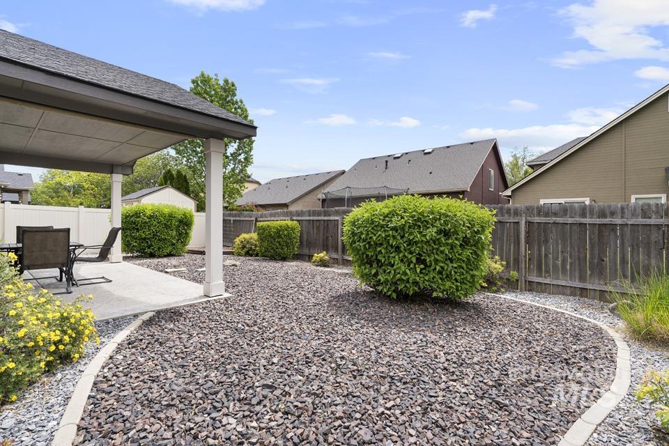 1483 W Arch Rock St, Meridian, Idaho 83646, 3 Bedrooms, 2 Bathrooms, Residential For Sale, Price $480,000,MLS 98988129