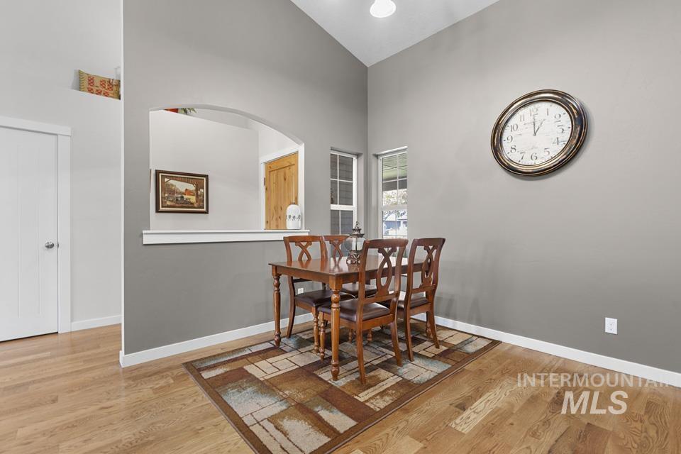 1483 W Arch Rock St, Meridian, Idaho 83646, 3 Bedrooms, 2 Bathrooms, Residential For Sale, Price $480,000,MLS 98988129