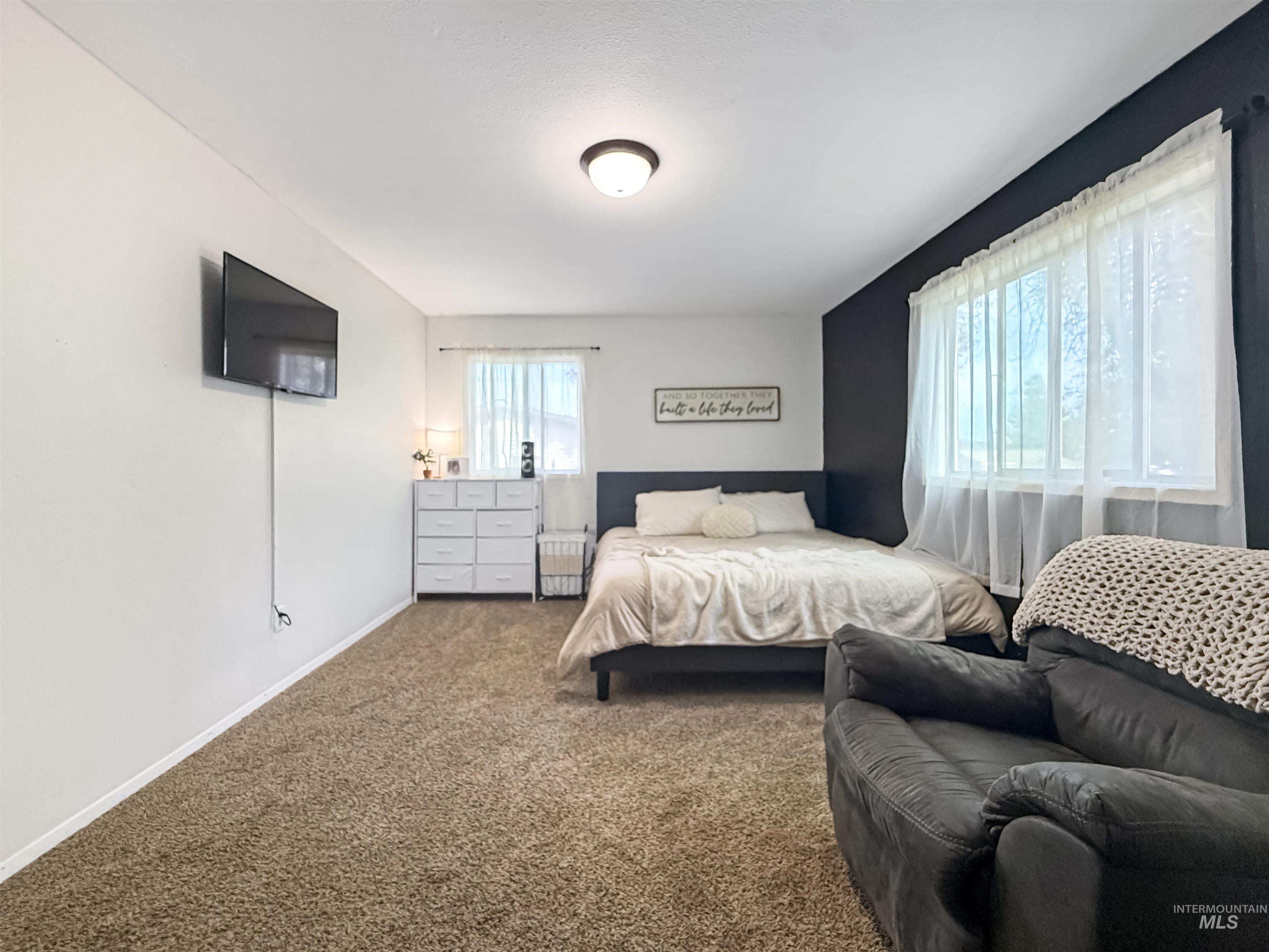 1007 Cedar Ave., Moscow, Idaho 83843, 4 Bedrooms, 2 Bathrooms, Residential For Sale, Price $449,000,MLS 98988131
