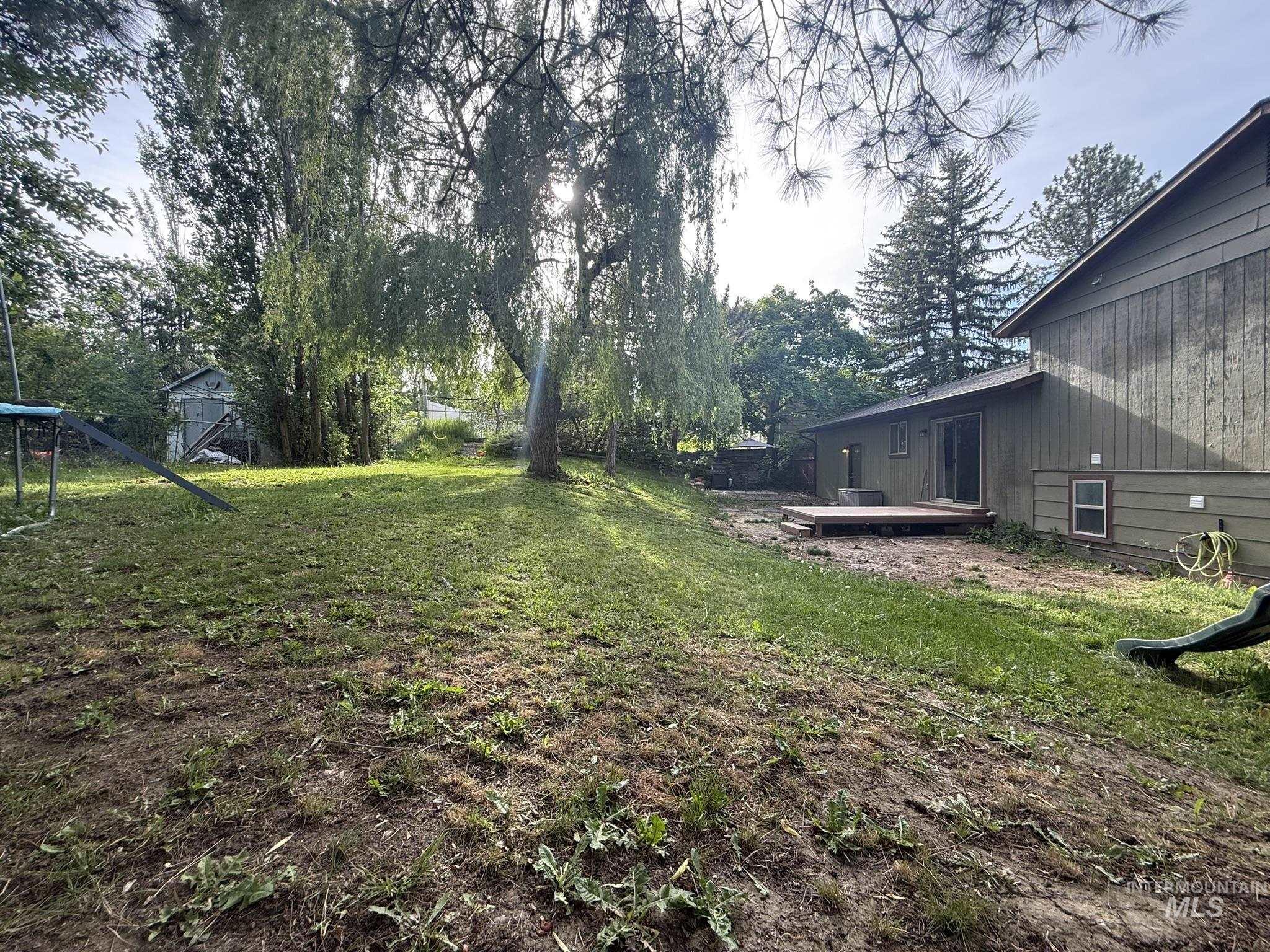 1007 Cedar Ave., Moscow, Idaho 83843, 4 Bedrooms, 2 Bathrooms, Residential For Sale, Price $449,000,MLS 98988131
