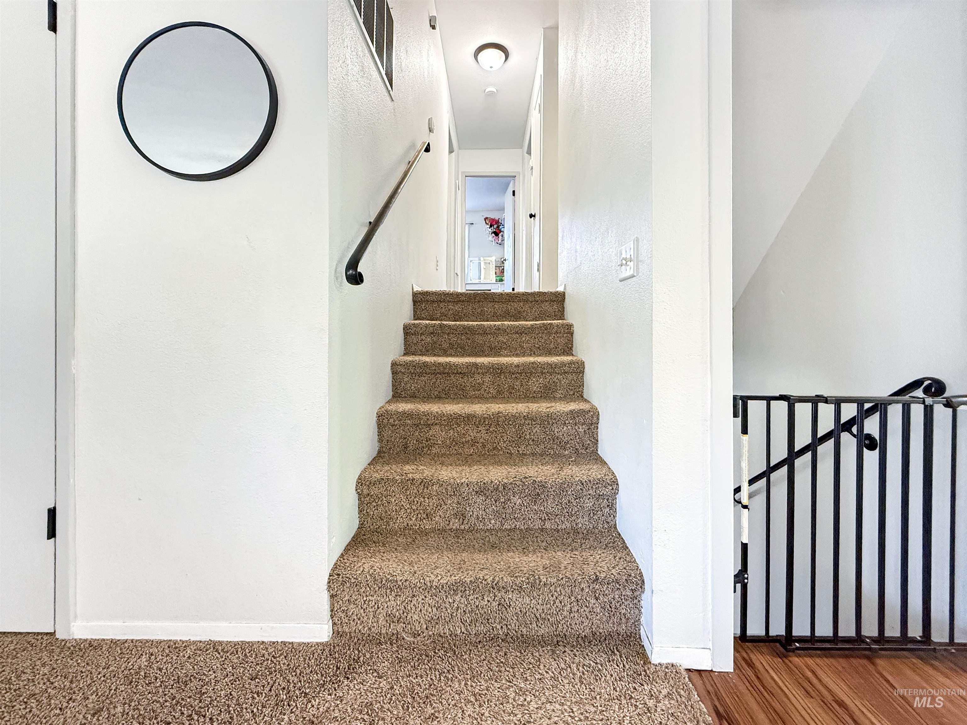 1007 Cedar Ave., Moscow, Idaho 83843, 4 Bedrooms, 2 Bathrooms, Residential For Sale, Price $449,000,MLS 98988131