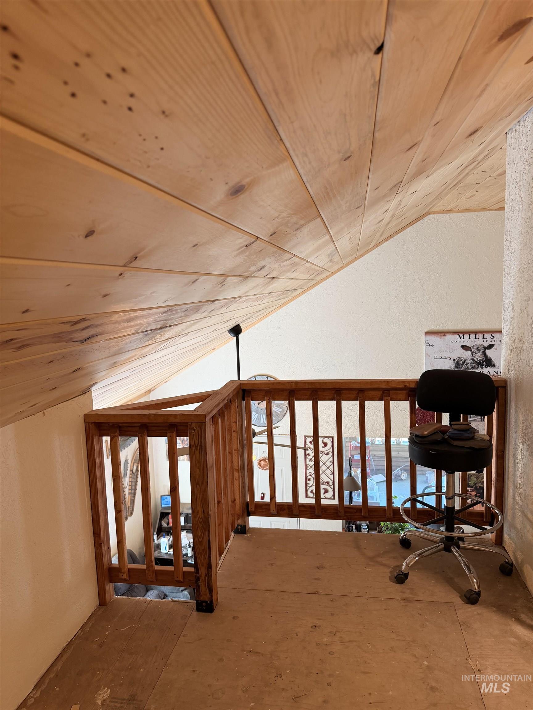 204 CANYON DR, Kooskia, Idaho 83539, 1 Bedroom, 1 Bathroom, Residential For Sale, Price $340,000, 98988133