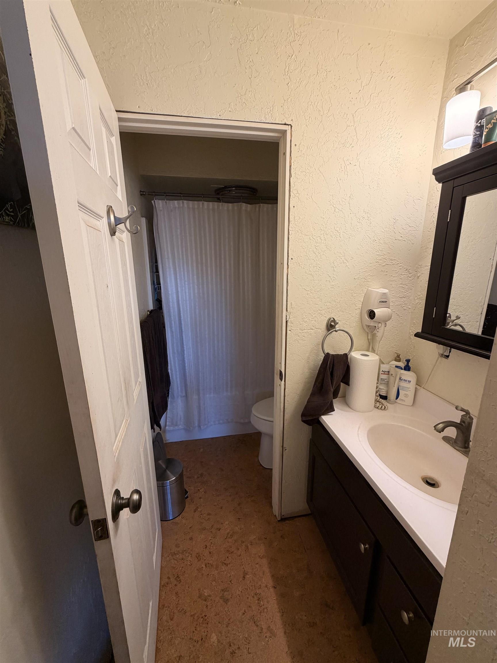 204 CANYON DR, Kooskia, Idaho 83539, 1 Bedroom, 1 Bathroom, Residential For Sale, Price $340,000, 98988133