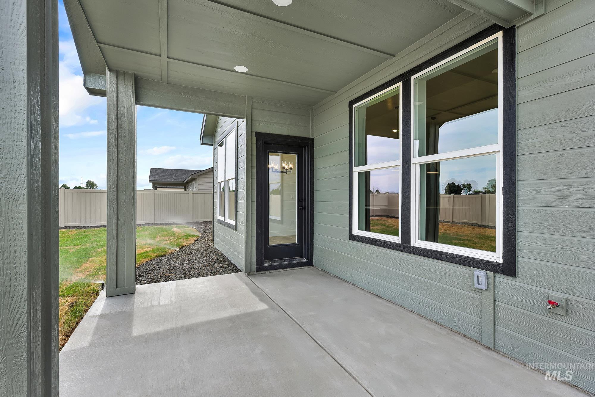 1155 Velvet Loop, Wilder, Idaho 83676, 4 Bedrooms, 2 Bathrooms, Residential For Sale, Price $369,999, 98988134