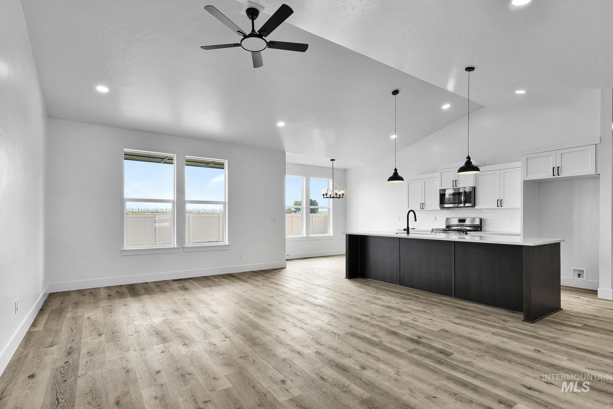 1155 Velvet Loop, Wilder, Idaho 83676, 4 Bedrooms, 2 Bathrooms, Residential For Sale, Price $369,999, 98988134