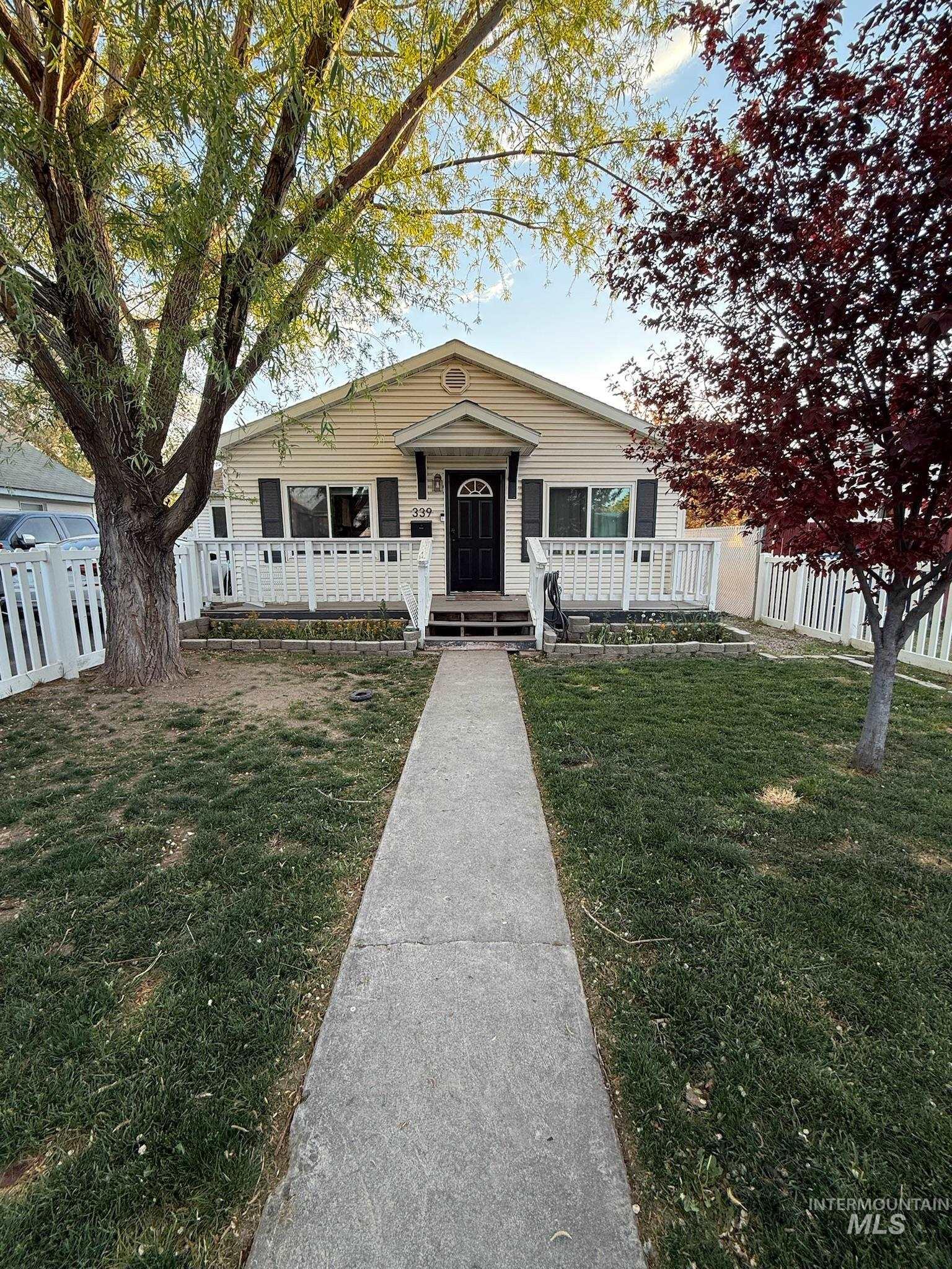 339 Polk St, Twin Falls, Idaho 83301, 3 Bedrooms, 2 Bathrooms, Residential For Sale, Price $334,900,MLS 98988135