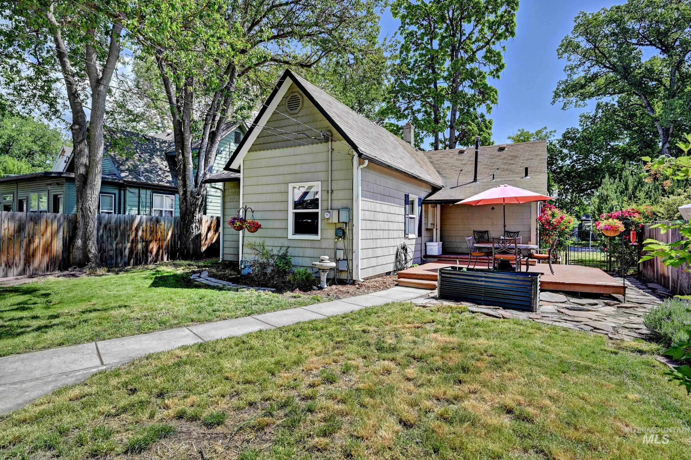 1303 N 15th St, Boise, Idaho 83702, 3 Bedrooms, 2 Bathrooms, Residential For Sale, Price $698,888, 98988140