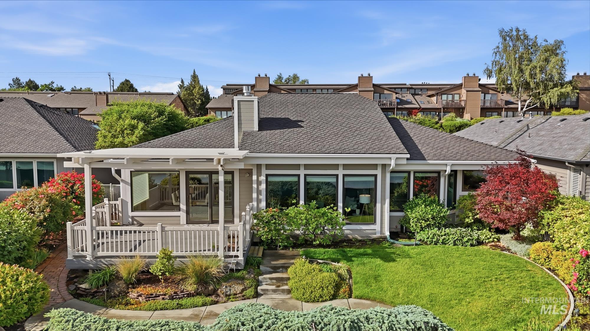 3172 Hillcrest ln, Boise, Idaho 83705, 3 Bedrooms, 2 Bathrooms, Residential For Sale, Price $869,900, 98988145