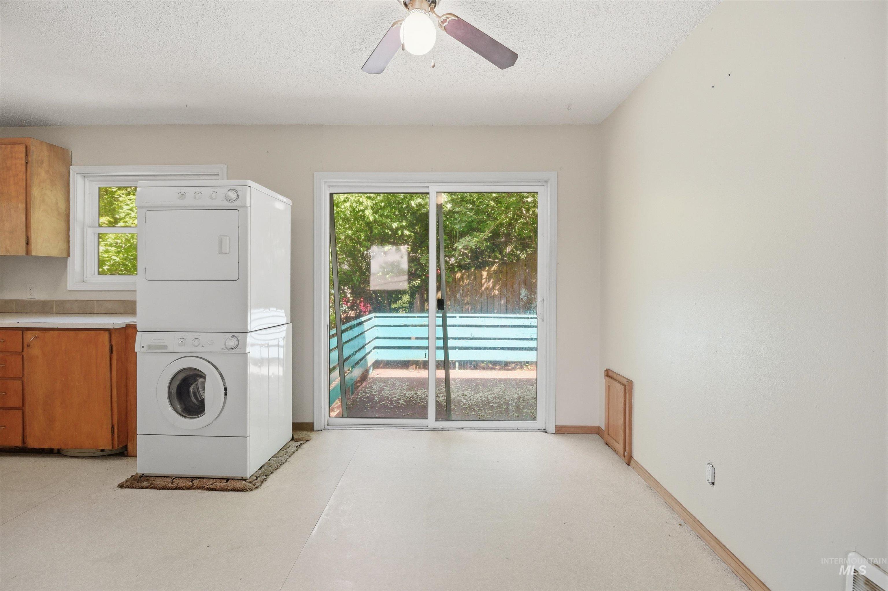 416 N Van Buren, Moscow, Idaho 83843, 2 Bedrooms, 1 Bathroom, Residential Income For Sale, Price $415,000,MLS 98988152