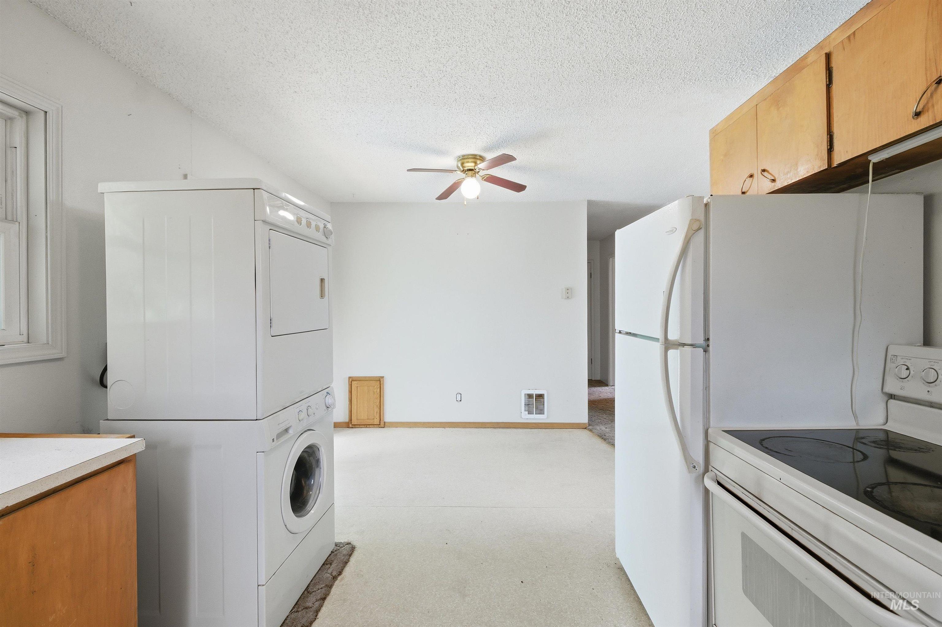416 N Van Buren, Moscow, Idaho 83843, 2 Bedrooms, 1 Bathroom, Residential Income For Sale, Price $415,000,MLS 98988152