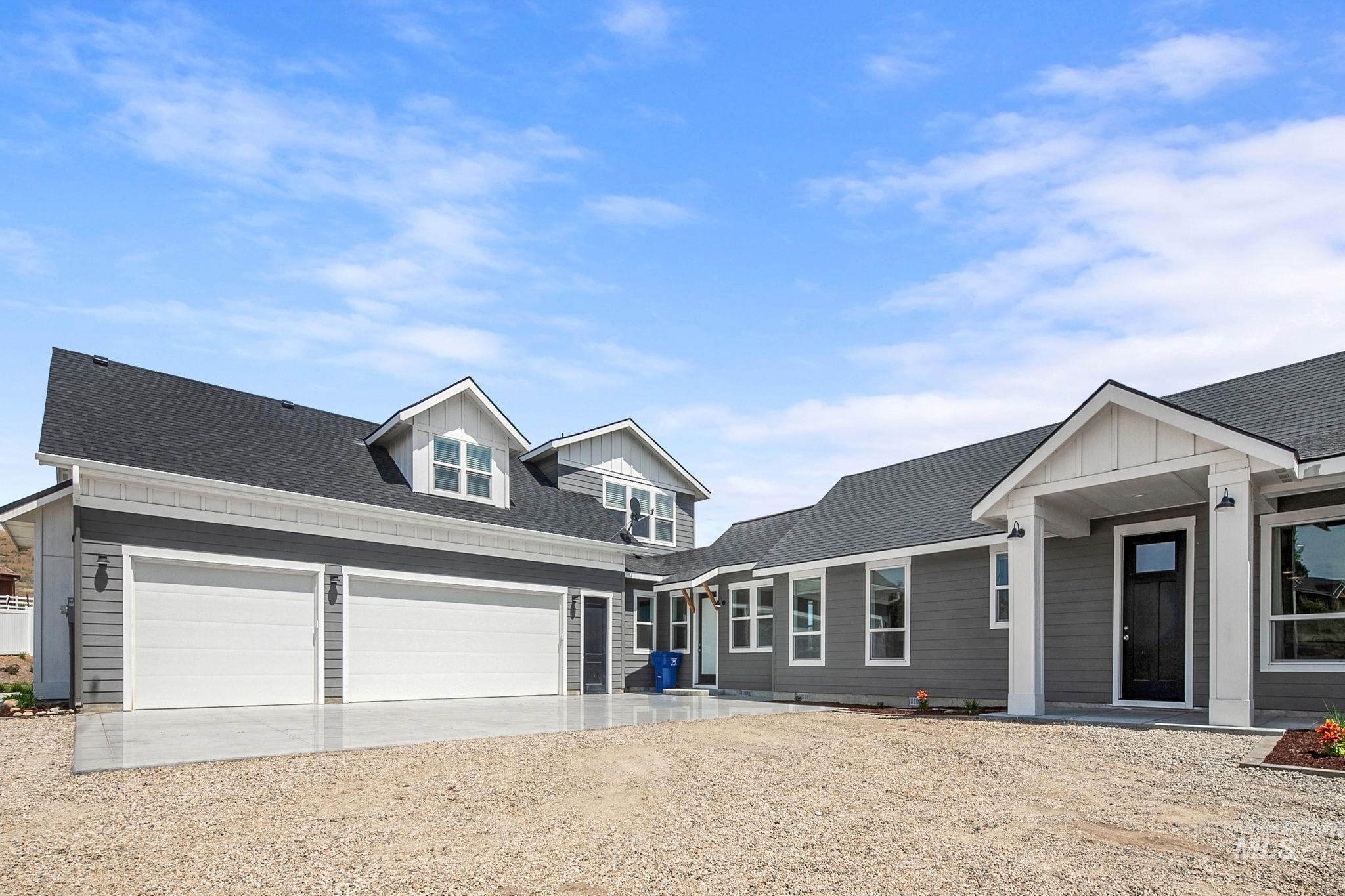 8629 Latimore, Middleton, Idaho 83644, 7 Bedrooms, 4.5 Bathrooms, Residential For Sale, Price $1,199,000, 98988156
