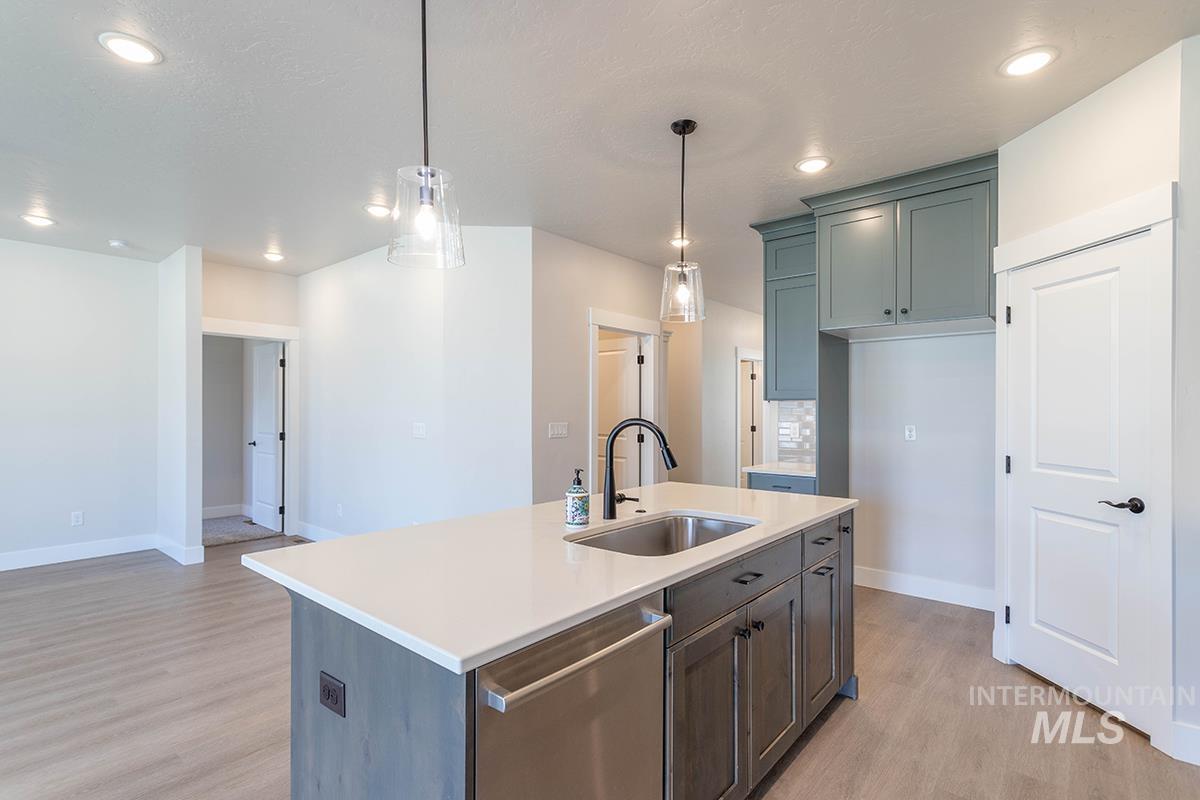 3878 W Lesina Dr., Meridian, Idaho 83646, 4 Bedrooms, 2.5 Bathrooms, Residential For Sale, Price $687,900, 98988168