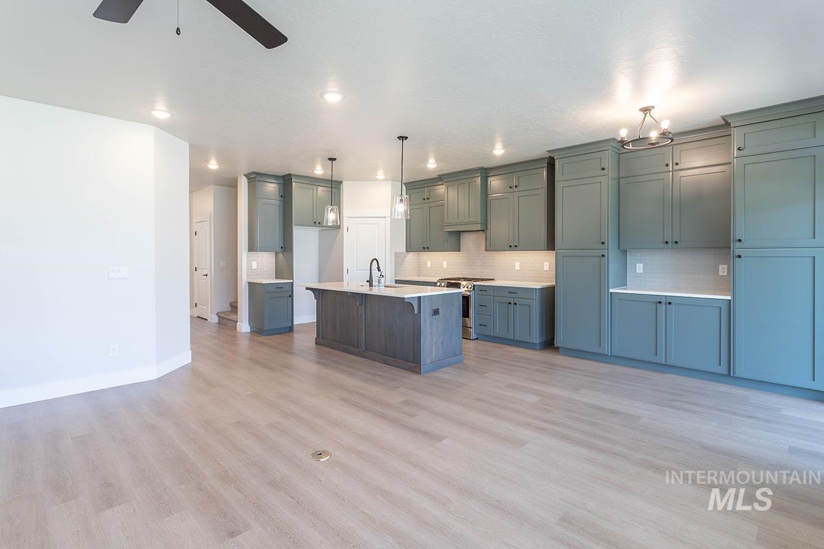 3878 W Lesina Dr., Meridian, Idaho 83646, 4 Bedrooms, 2.5 Bathrooms, Residential For Sale, Price $687,900, 98988168