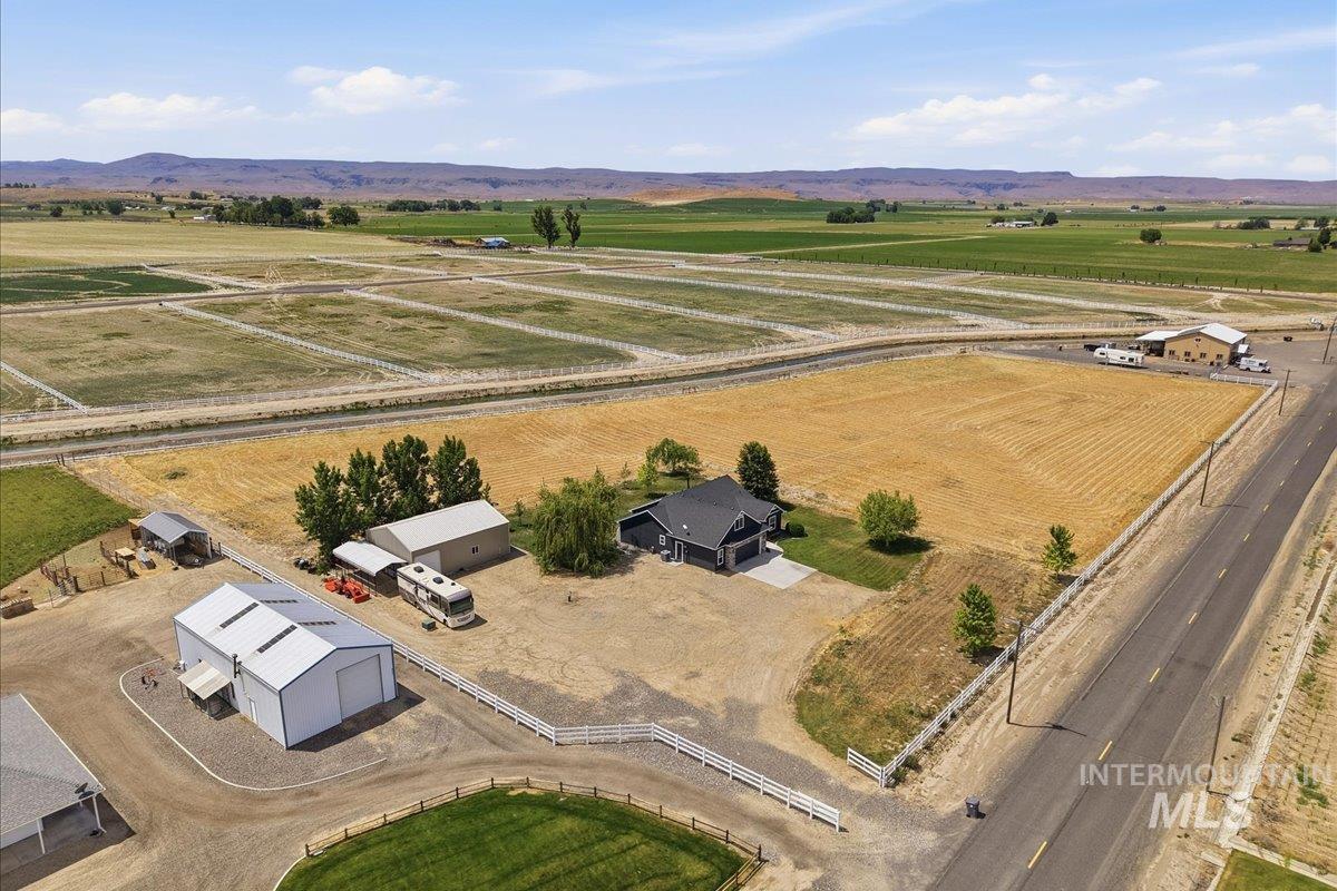6249 Pershall Road, Marsing, Idaho 83639, 3 Bedrooms, 2 Bathrooms, Residential For Sale, Price $850,000, 98988169