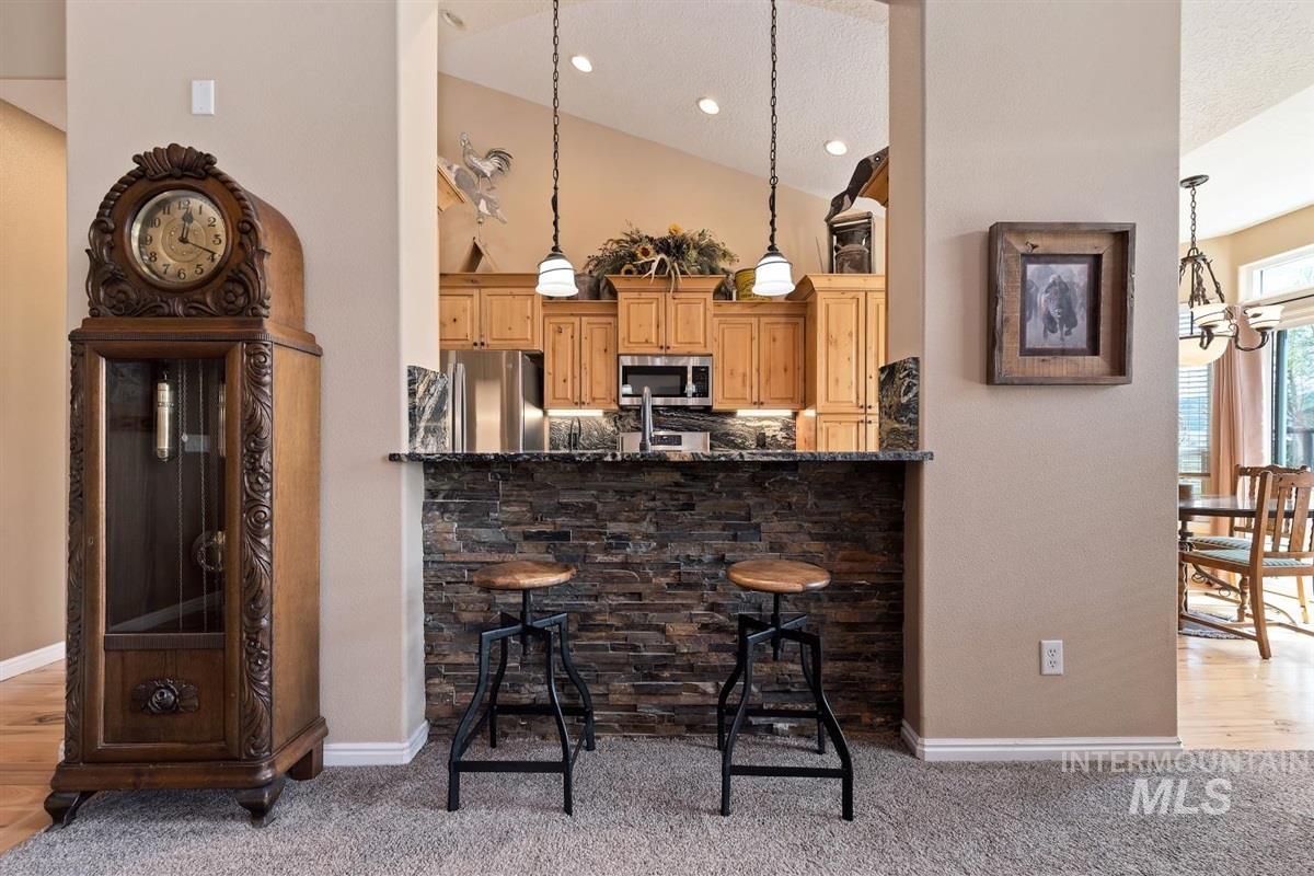 9415 N Highway 52, Horseshoe Bend, Idaho 83629, 3 Bedrooms, 2 Bathrooms, Residential For Sale, Price $1,380,000,MLS 98988172
