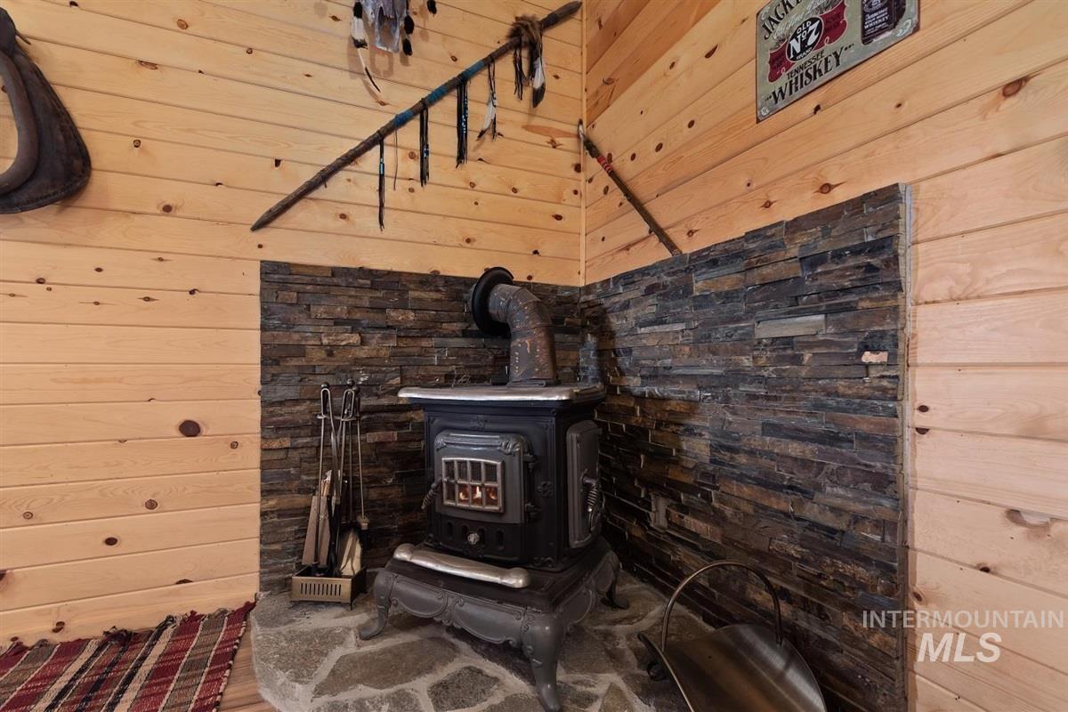 9415 N Highway 52, Horseshoe Bend, Idaho 83629, 3 Bedrooms, 2 Bathrooms, Residential For Sale, Price $1,380,000,MLS 98988172