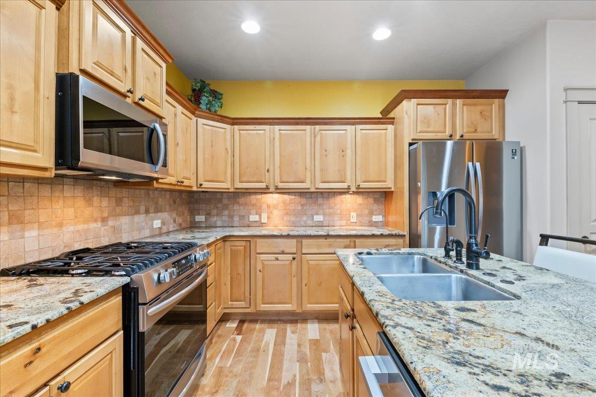 1896 E Meadow Creek Dr., Meridian, Idaho 83646, 4 Bedrooms, 2.5 Bathrooms, Residential For Sale, Price $579,900, 98988174
