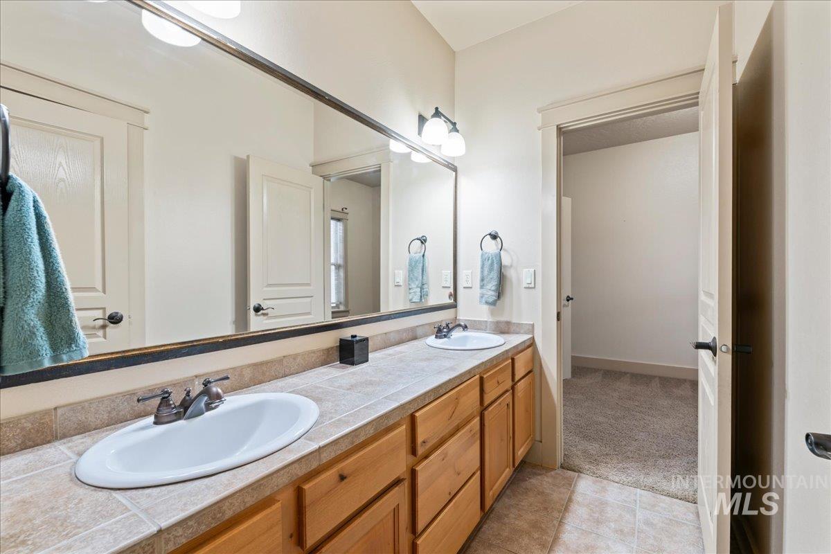 1896 E Meadow Creek Dr., Meridian, Idaho 83646, 4 Bedrooms, 2.5 Bathrooms, Residential For Sale, Price $579,900, 98988174