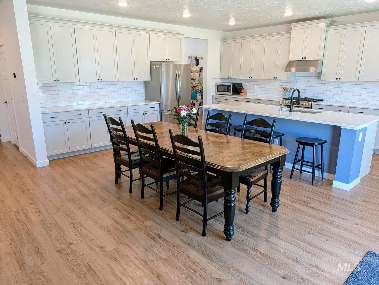 7664 E Lafayette St, Nampa, Idaho 83687, 5 Bedrooms, 3 Bathrooms, Residential For Sale, Price $685,000, 98988180