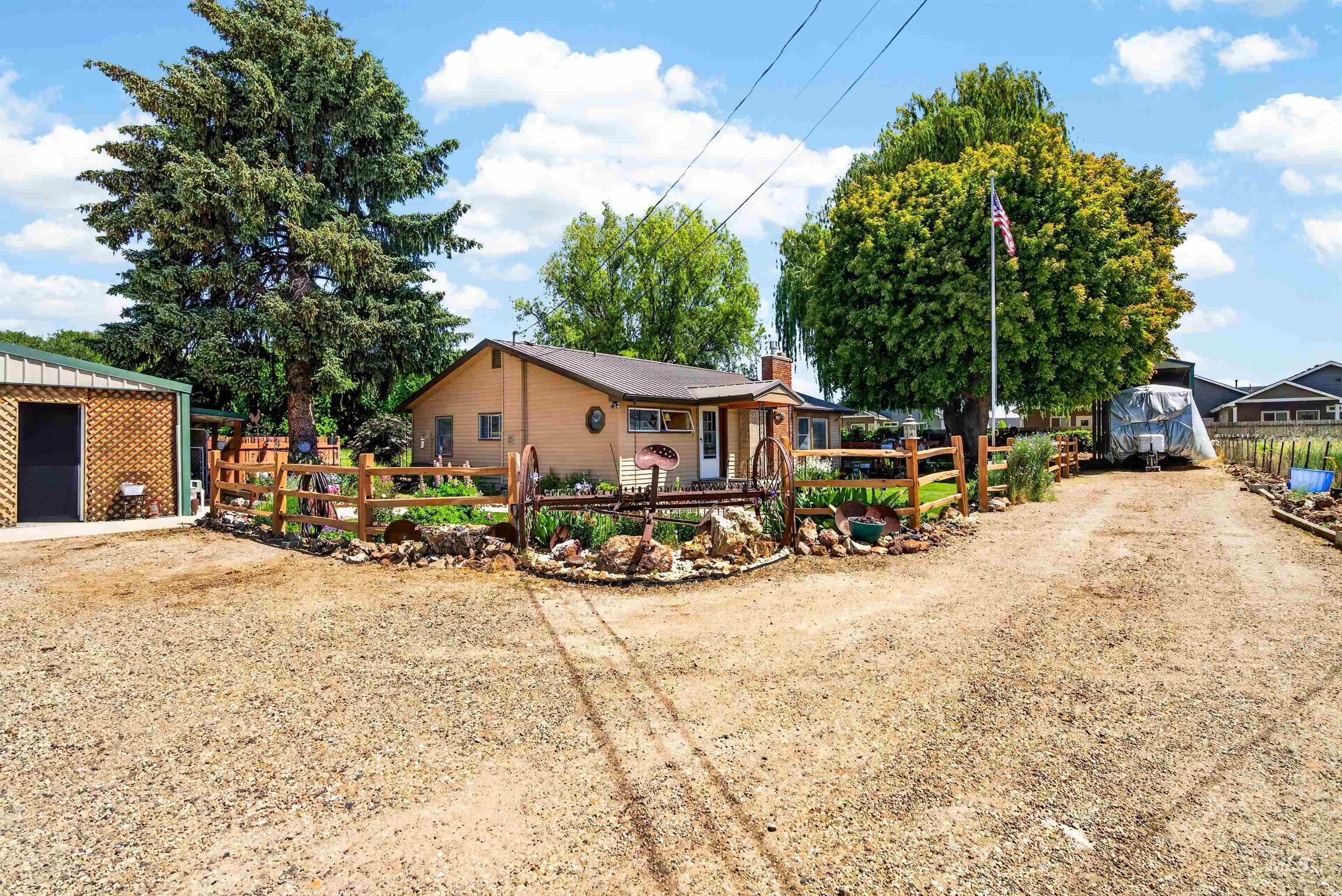 930 1/2 N 11 St., Payette, Idaho 83661, 3 Bedrooms, 1 Bathroom, Residential For Sale, Price $400,000, 98988182
