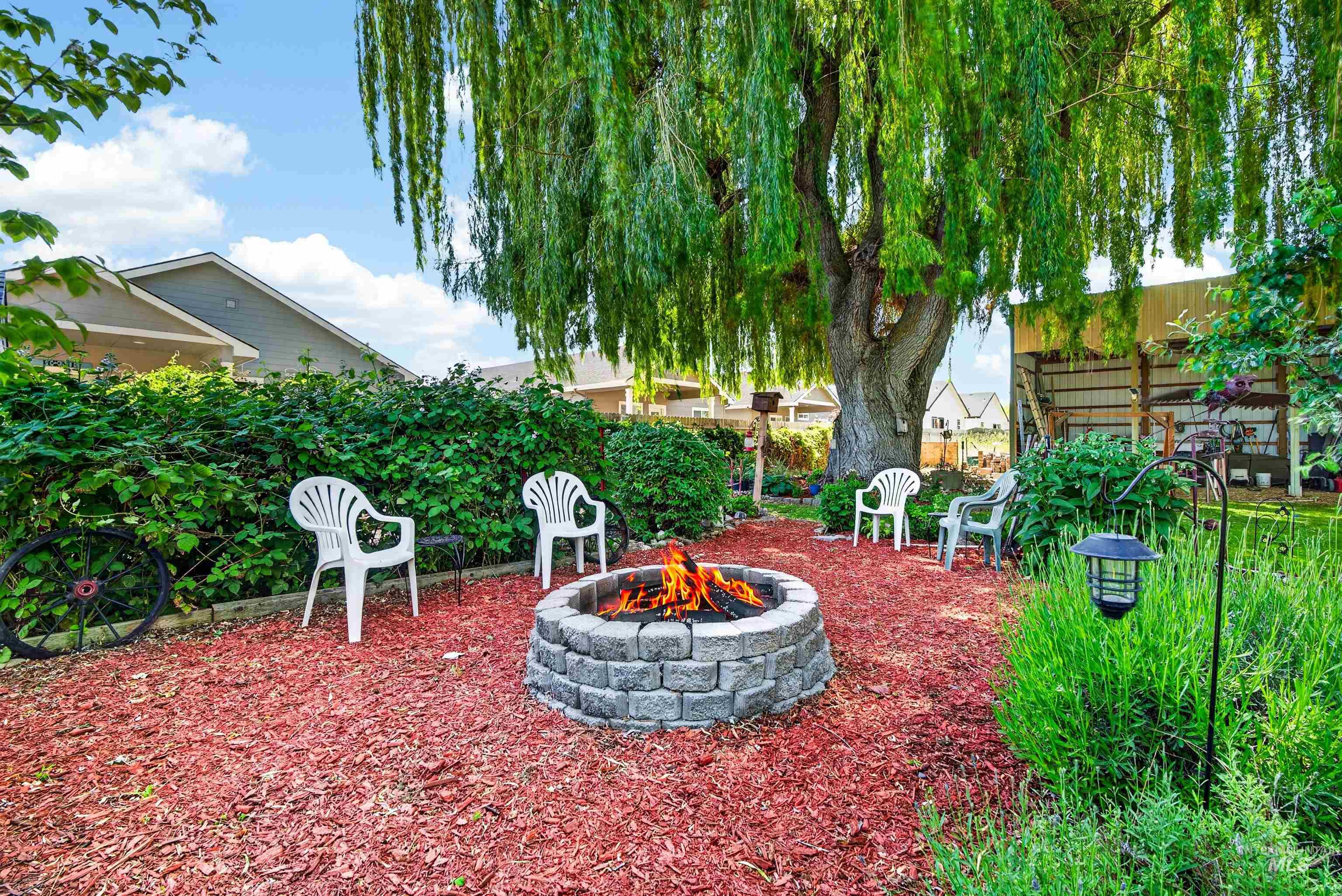 930 1/2 N 11 St., Payette, Idaho 83661, 3 Bedrooms, 1 Bathroom, Residential For Sale, Price $400,000, 98988182
