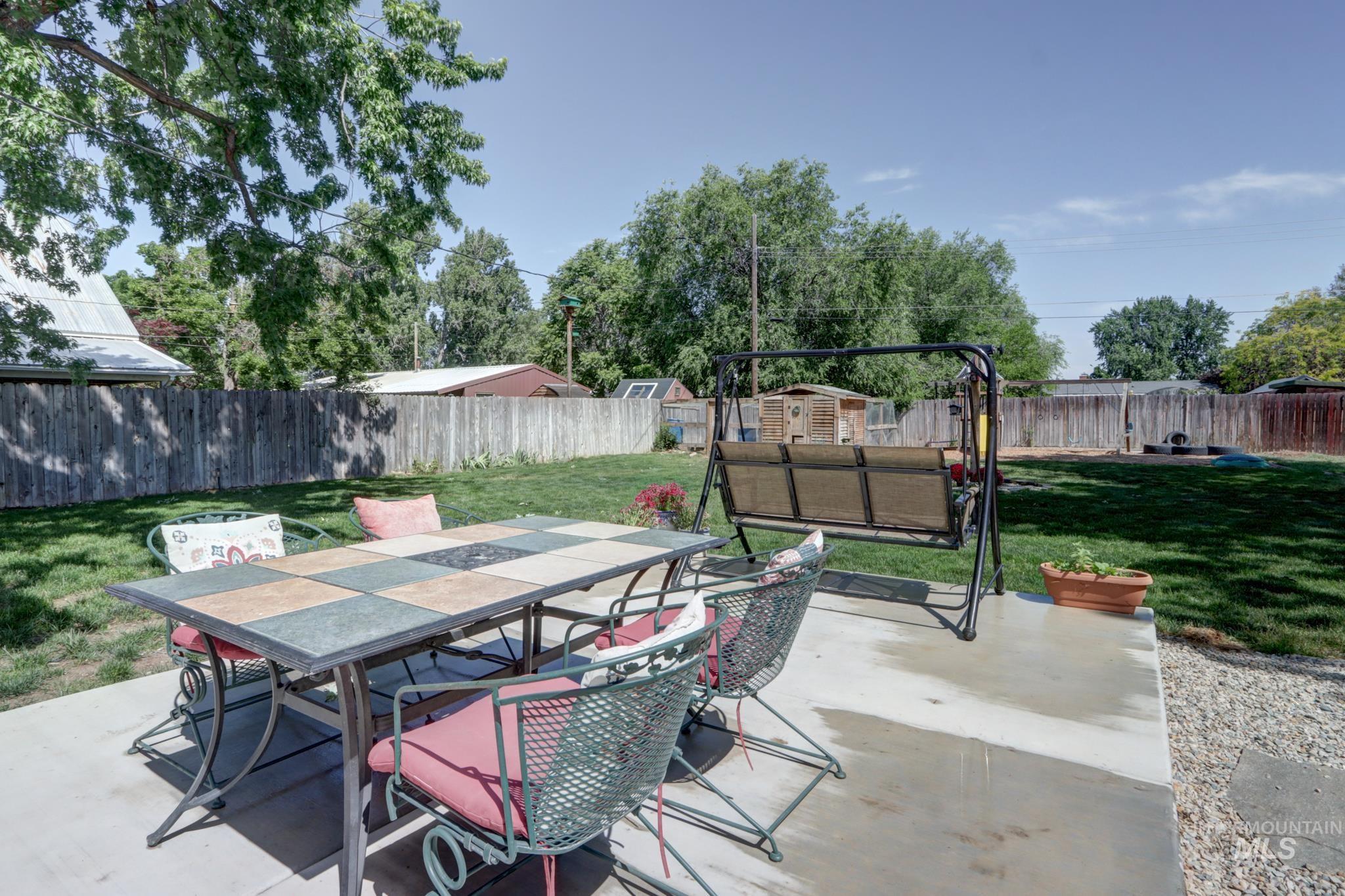 546 W Third, Emmett, Idaho 83617, 3 Bedrooms, 1.5 Bathrooms, Residential For Sale, Price $355,000, 98988206