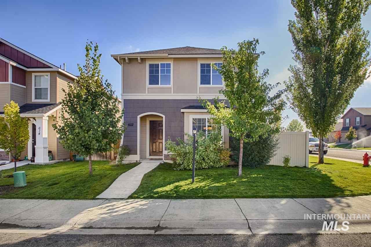 602 N Carisbrooke Ave., Meridian, Idaho 83642-5502, 3 Bedrooms, 2.5 Bathrooms, Residential For Sale, Price $360,000, 98988208