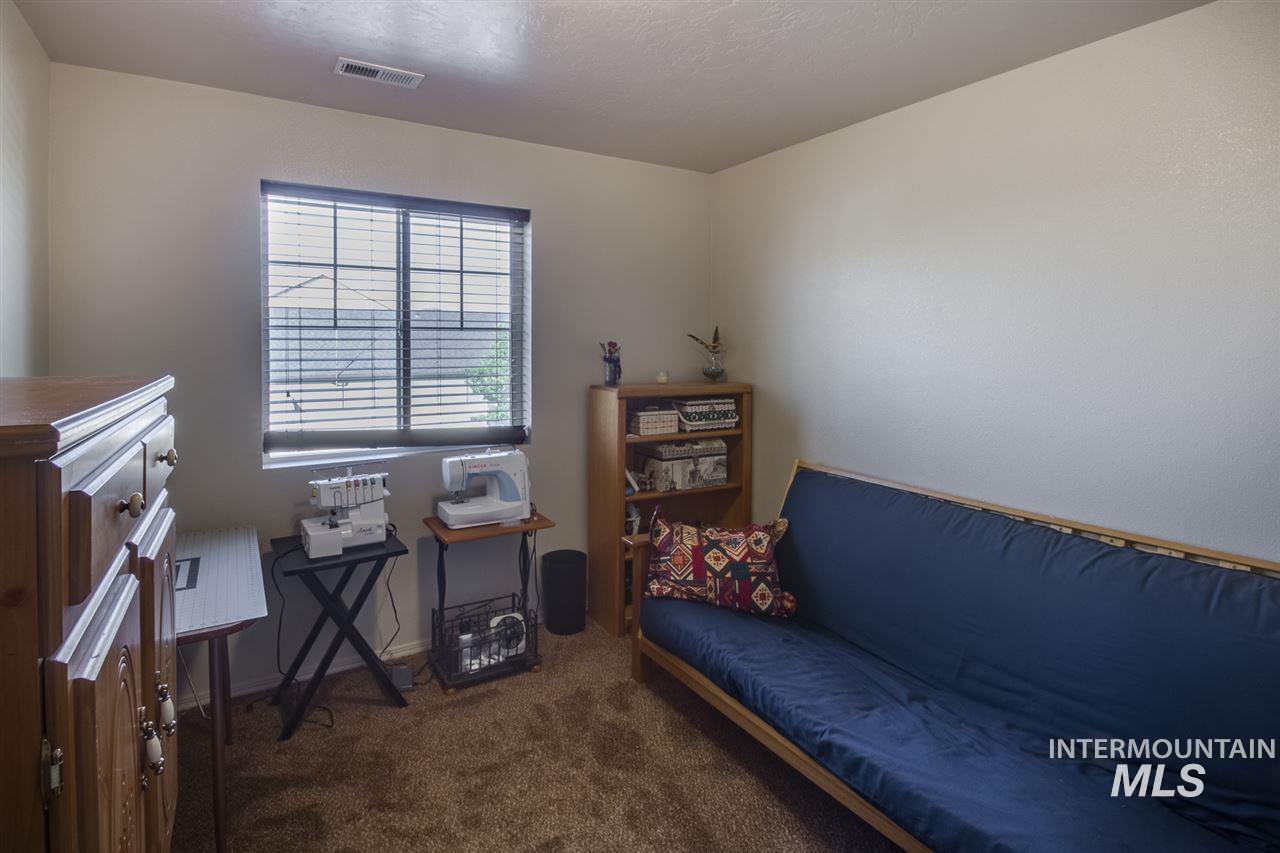 602 N Carisbrooke Ave., Meridian, Idaho 83642-5502, 3 Bedrooms, 2.5 Bathrooms, Residential For Sale, Price $360,000, 98988208