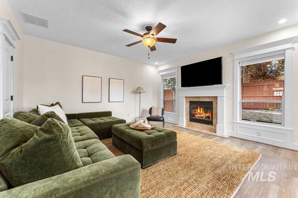 6172 S Rising Sun Way, Boise, Idaho 83709, 4 Bedrooms, 3 Bathrooms, Residential For Sale, Price $630,000, 98988210