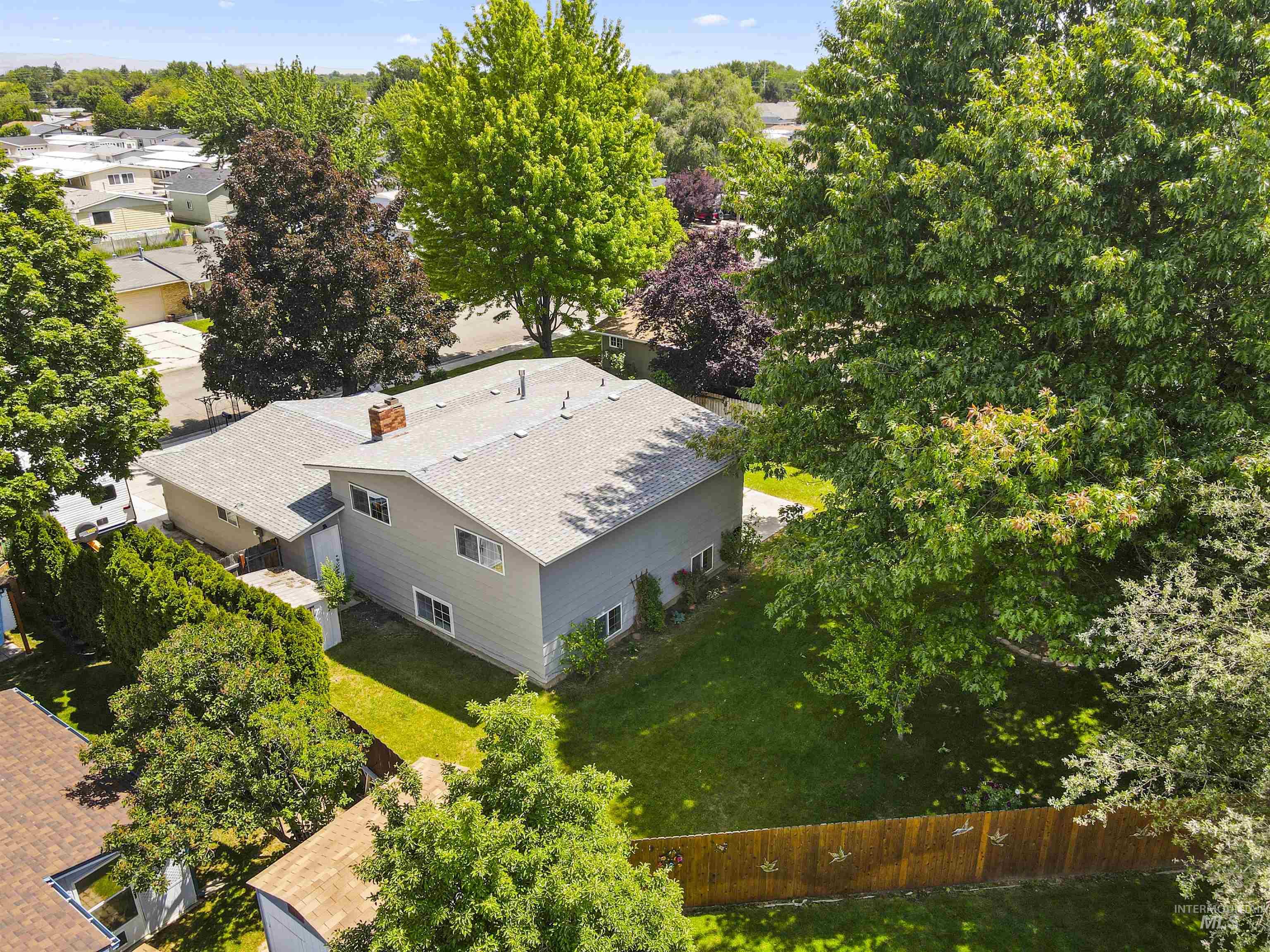 3541 N Pepperwood Dr., Boise, Idaho 83704, 4 Bedrooms, 3 Bathrooms, Residential For Sale, Price $489,900, 98988215