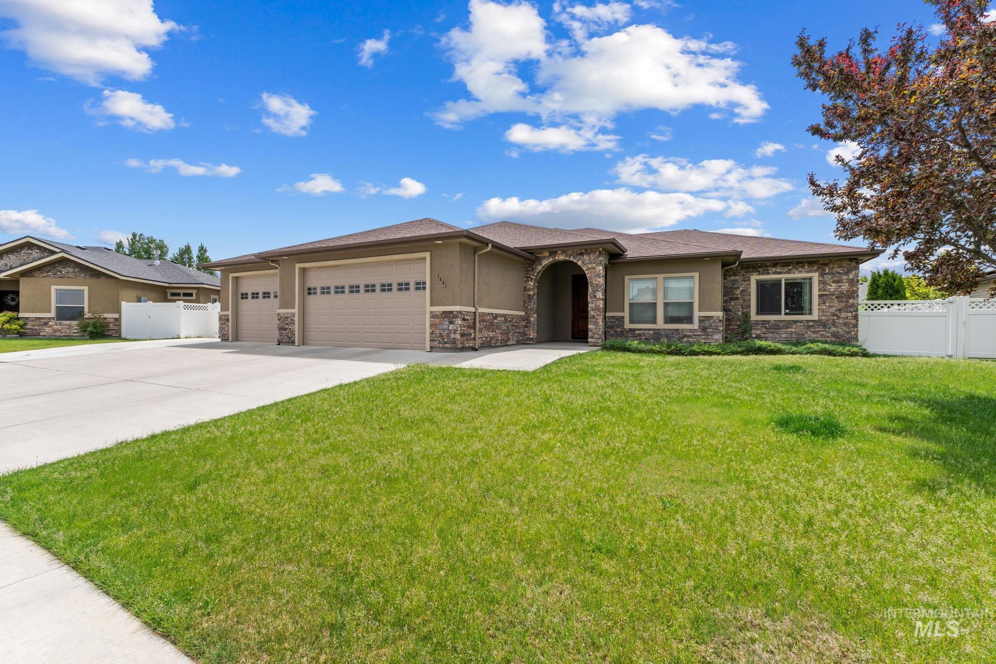 1441 Dixon Trail, Kimberly, Idaho 83341, 4 Bedrooms, 2 Bathrooms, Residential For Sale, Price $580,000, 98988216