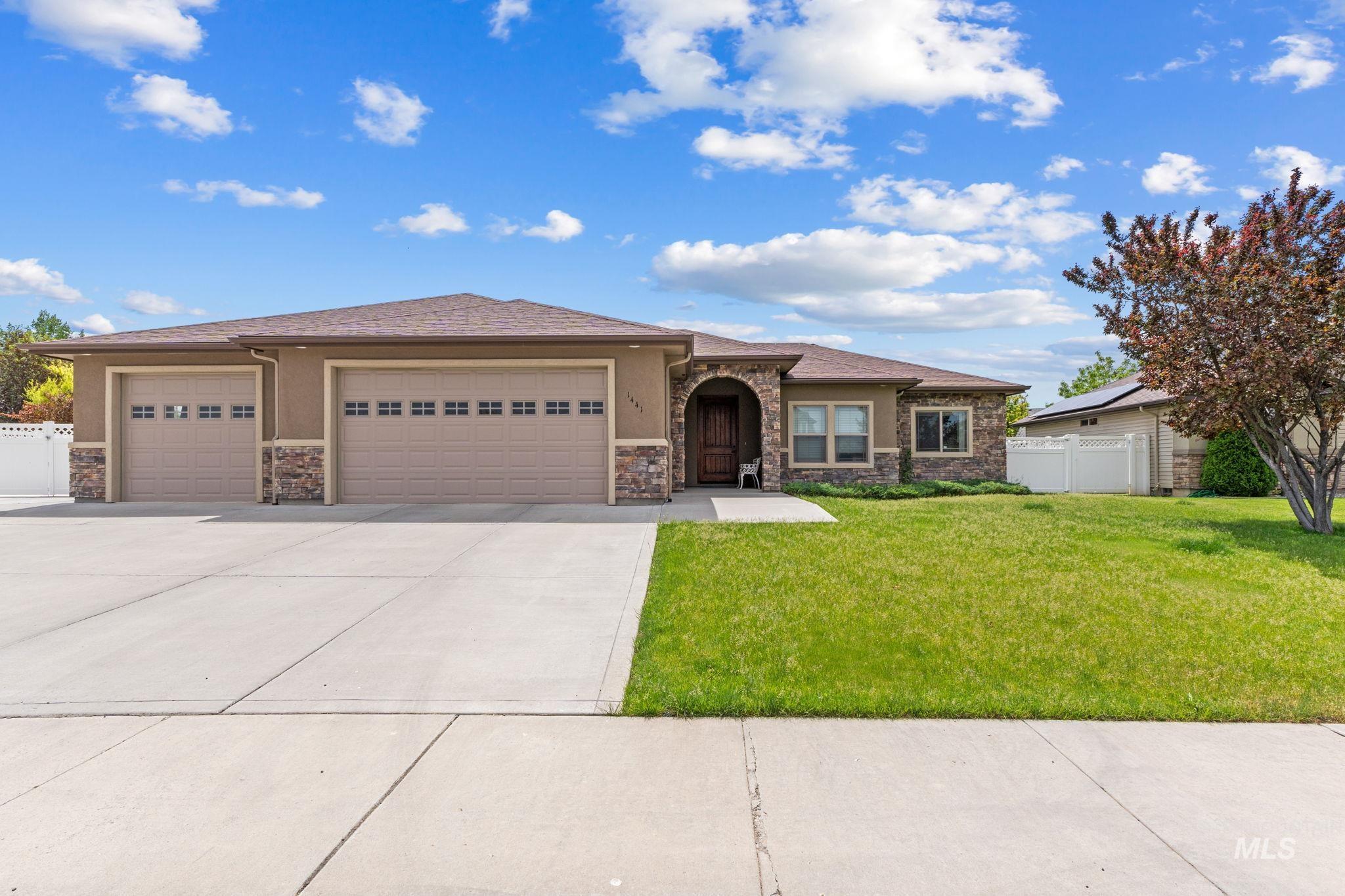 1441 Dixon Trail, Kimberly, Idaho 83341, 4 Bedrooms, 2 Bathrooms, Residential For Sale, Price $580,000, 98988216