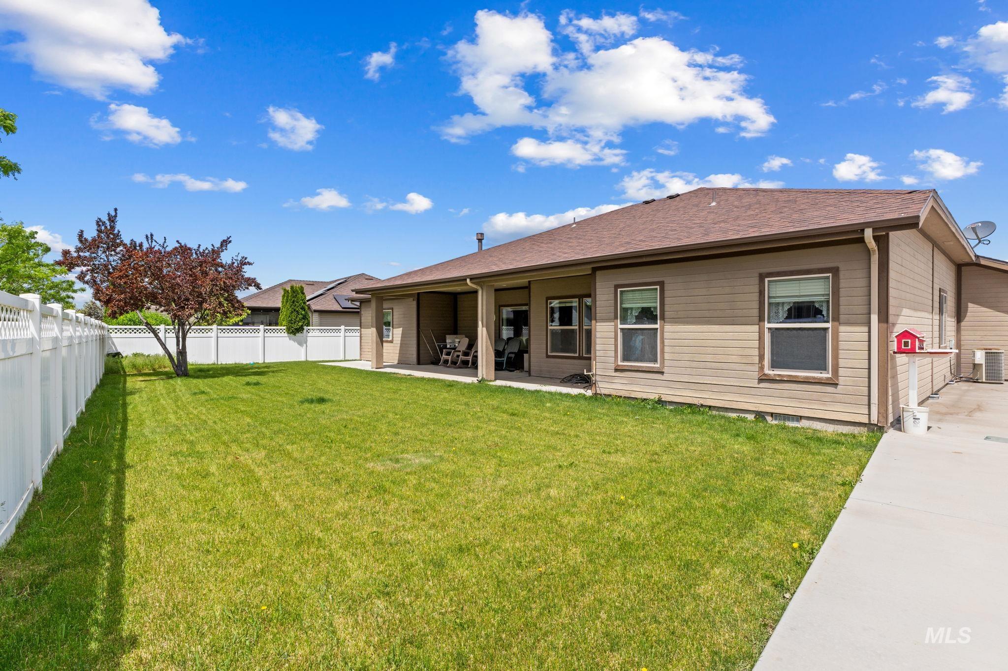 1441 Dixon Trail, Kimberly, Idaho 83341, 4 Bedrooms, 2 Bathrooms, Residential For Sale, Price $580,000, 98988216