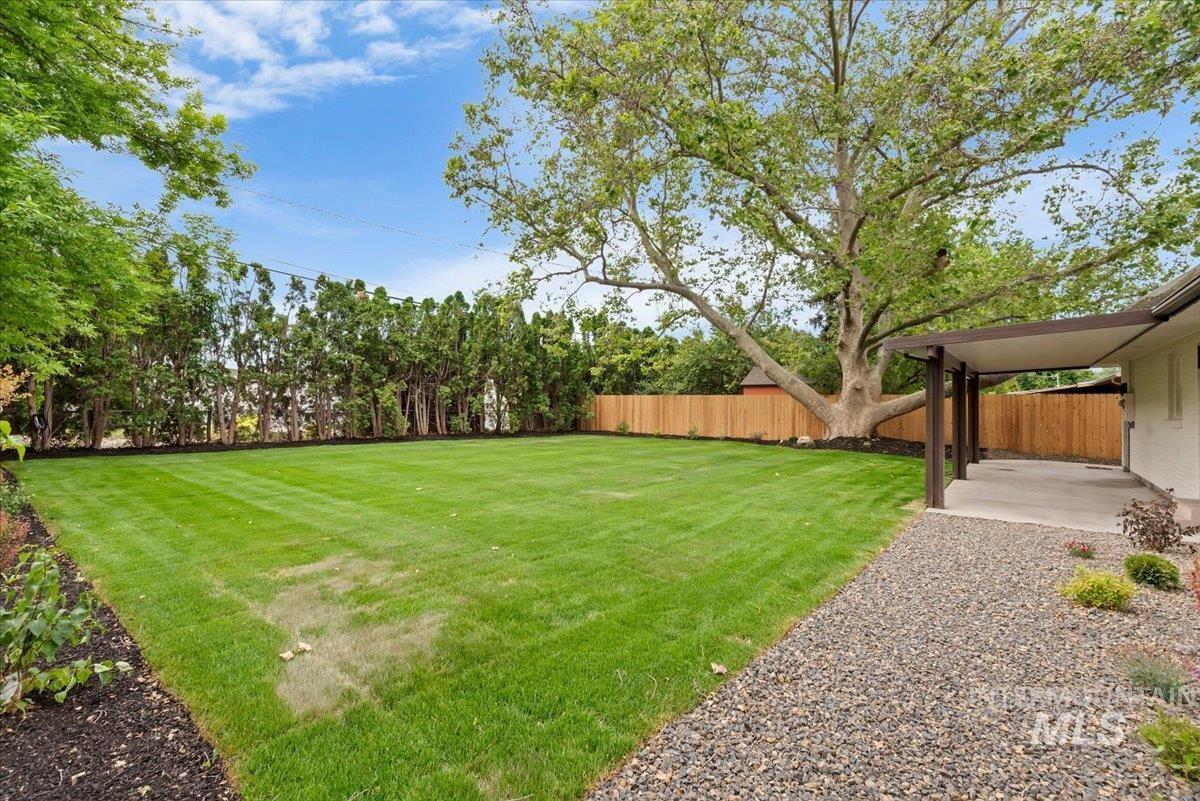 6615 W Ashland Dr, Boise, Idaho 83709, 5 Bedrooms, 2 Bathrooms, Residential For Sale, Price $649,900, 98988222