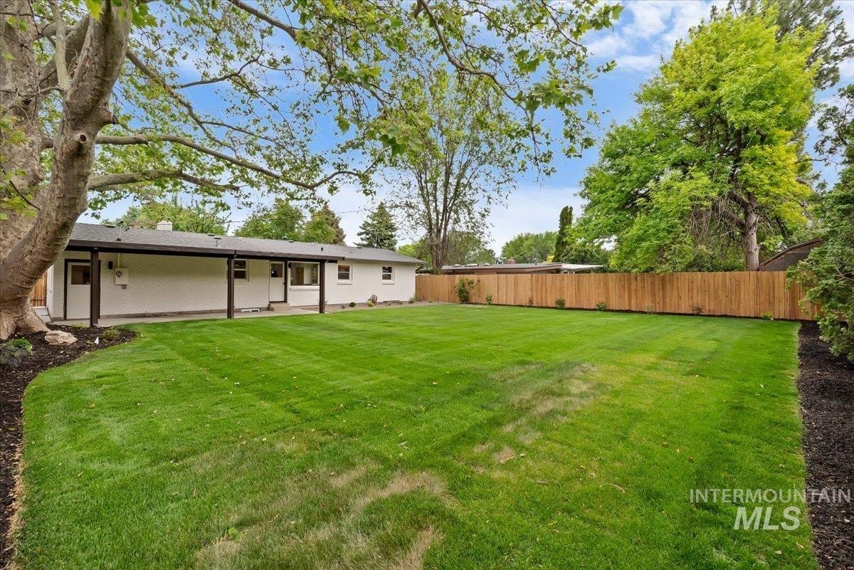 6615 W Ashland Dr, Boise, Idaho 83709, 5 Bedrooms, 2 Bathrooms, Residential For Sale, Price $649,900, 98988222