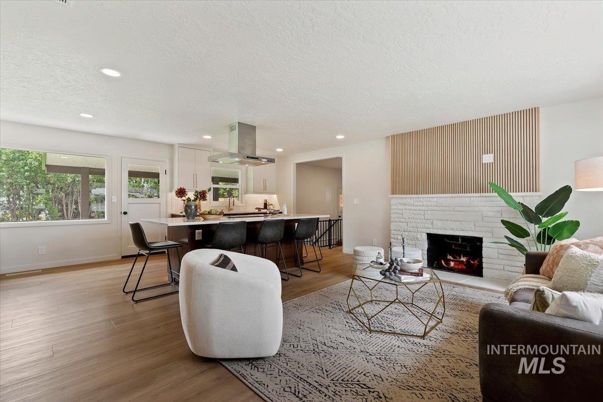 6615 W Ashland Dr, Boise, Idaho 83709, 5 Bedrooms, 2 Bathrooms, Residential For Sale, Price $649,900, 98988222
