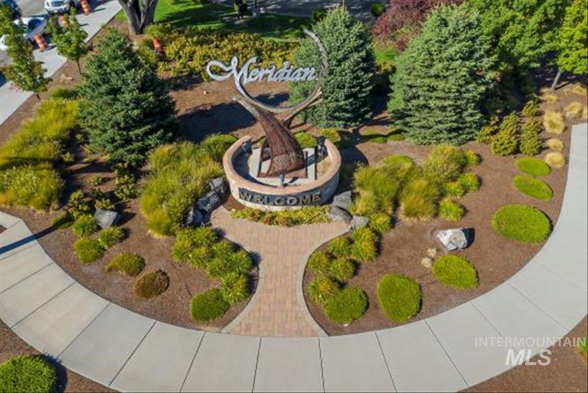 1950 E Challis Drive, Meridian, Idaho 83646, 3 Bedrooms, 2 Bathrooms, Residential For Sale, Price $429,900, 98988224