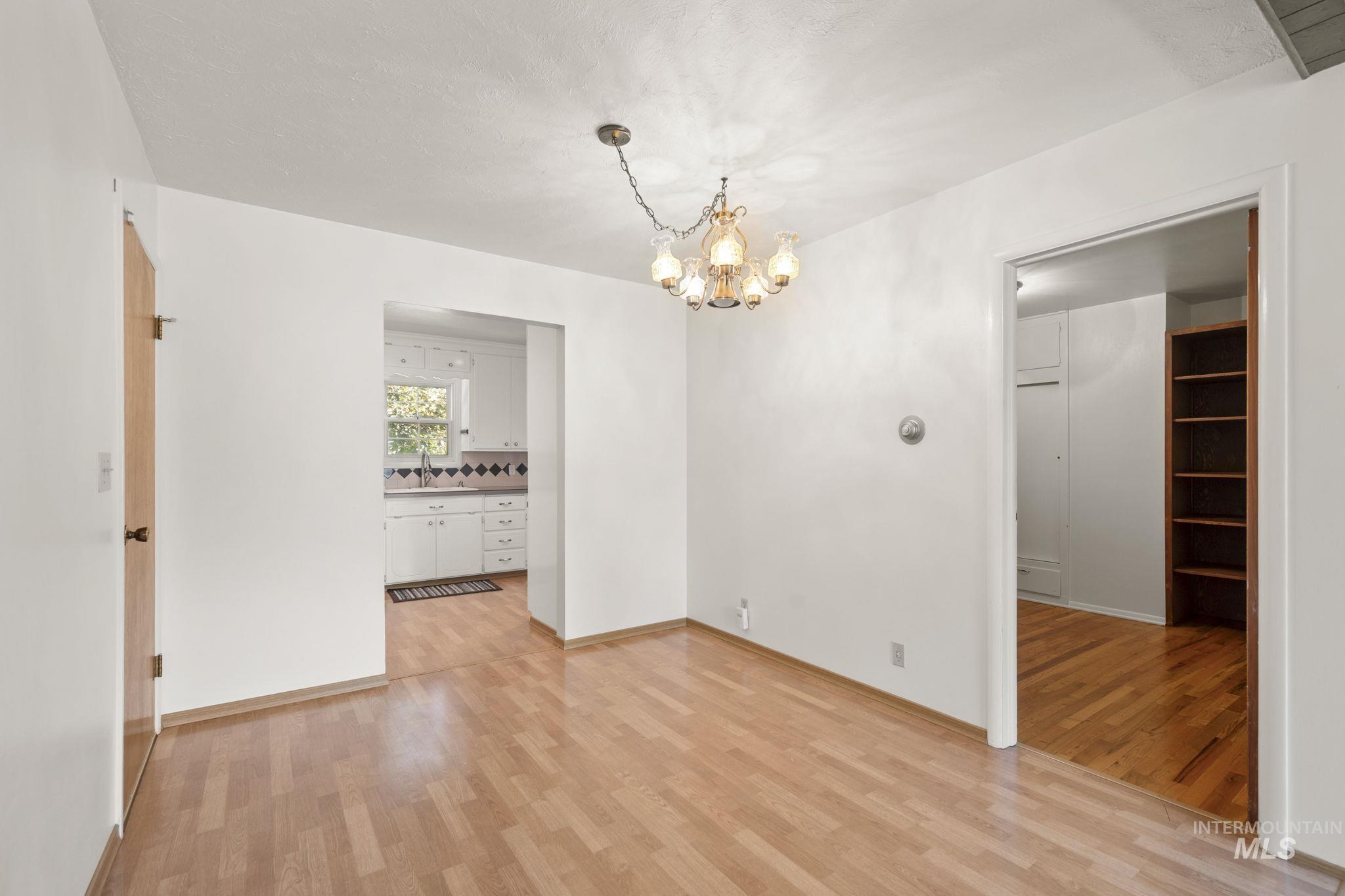 4410 W Clinton St., Boise, Idaho 83706, 3 Bedrooms, 1 Bathroom, Residential For Sale, Price $399,000, 98988228