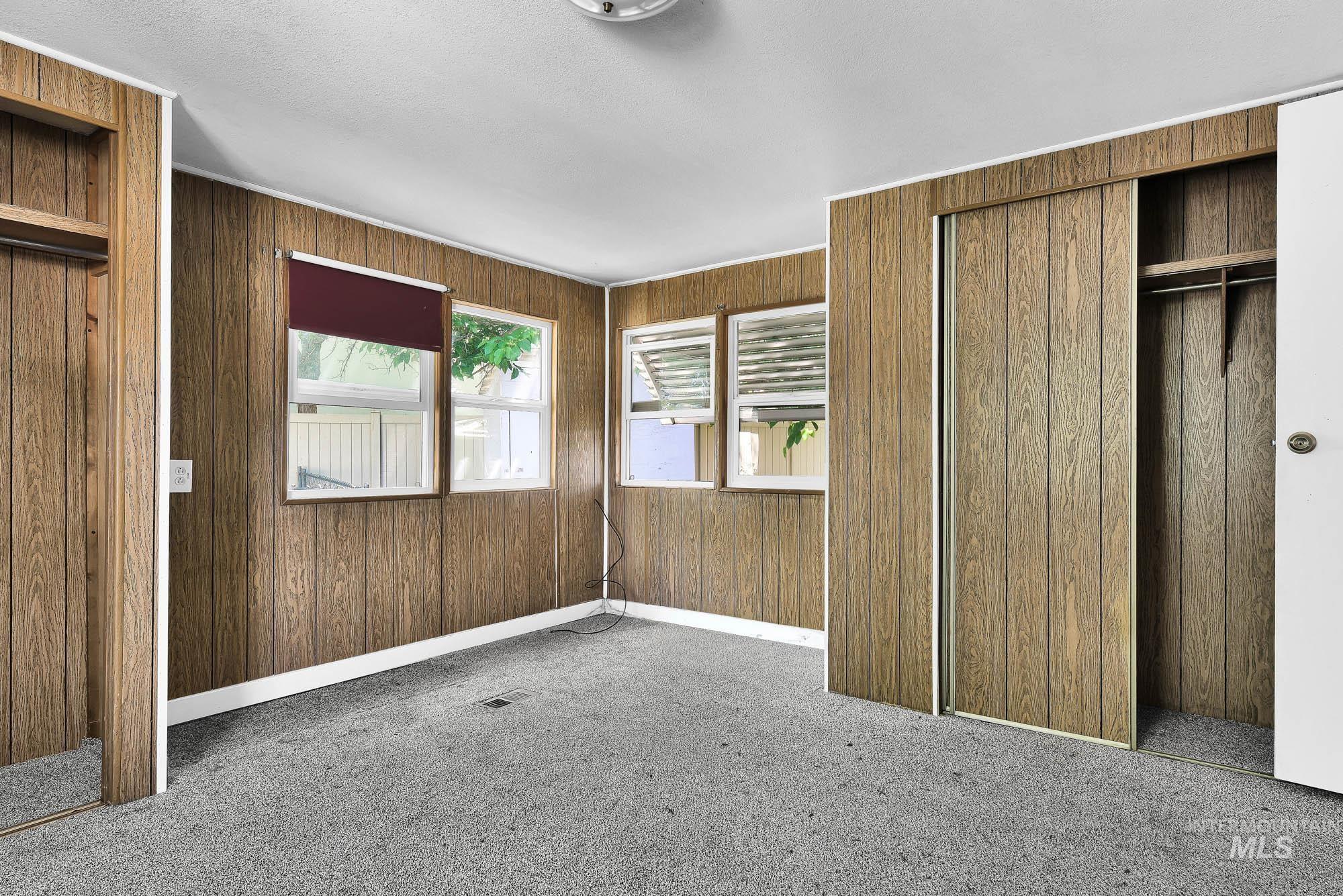 700 Fairview Ave, Meridian, Idaho 83642, 3 Bedrooms, 1 Bathroom, Residential For Sale, Price $110,000,MLS 98988229
