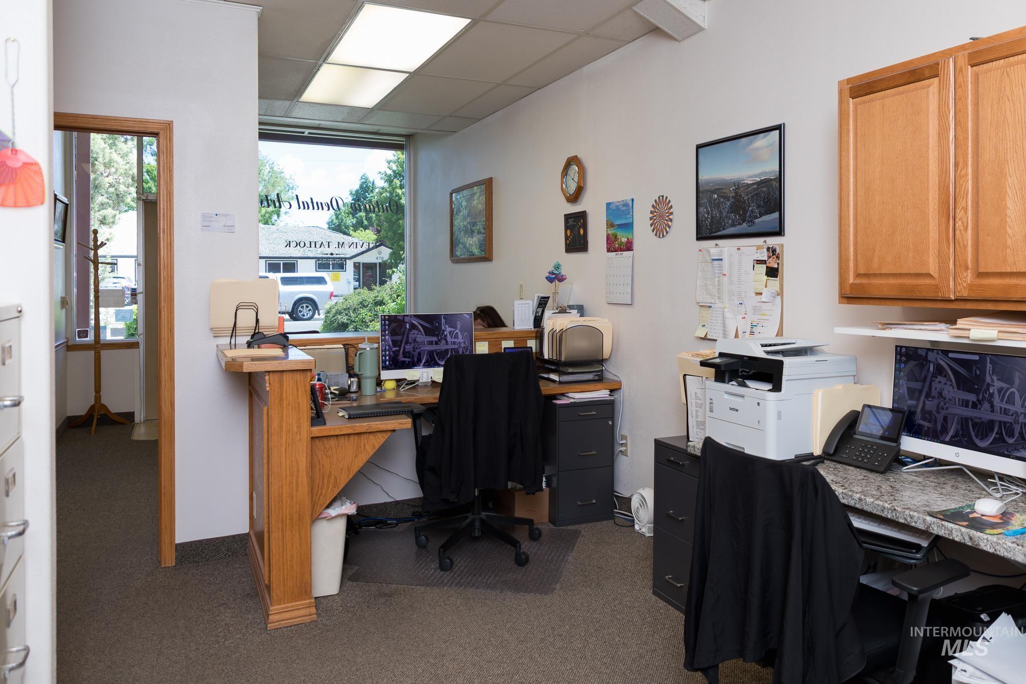475 SW 12th St, Ontario, Oregon 97914, 6 Rooms, Business/Commercial For Sale, Price $350,000, 98988238
