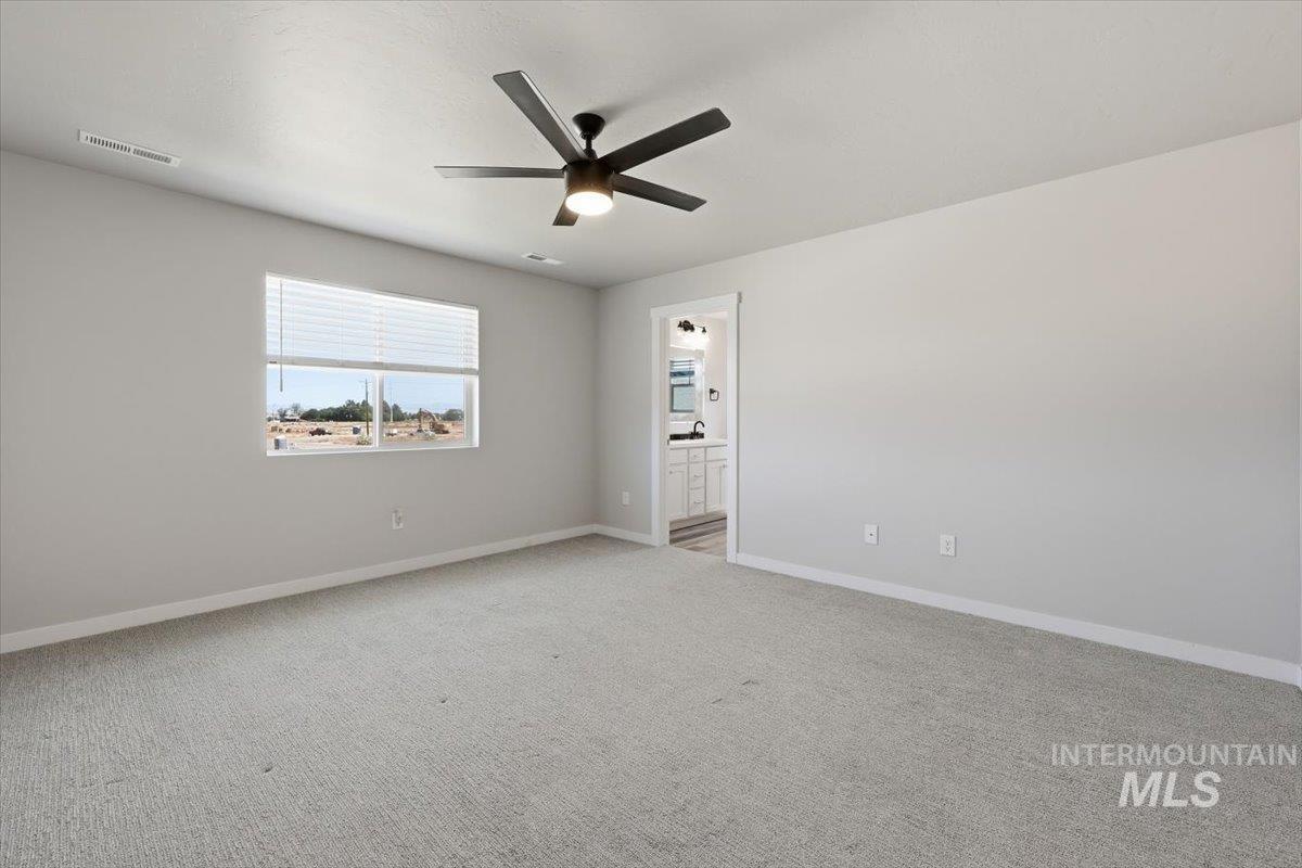 4882 W Lesina St, Meridian, Idaho 92835-1840, 3 Bedrooms, 2.5 Bathrooms, Residential For Sale, Price $489,950, 98988240