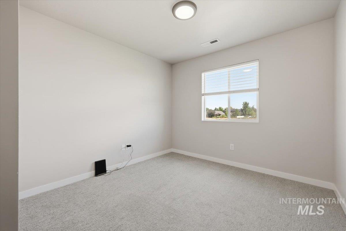 4882 W Lesina St, Meridian, Idaho 92835-1840, 3 Bedrooms, 2.5 Bathrooms, Residential For Sale, Price $489,950, 98988240