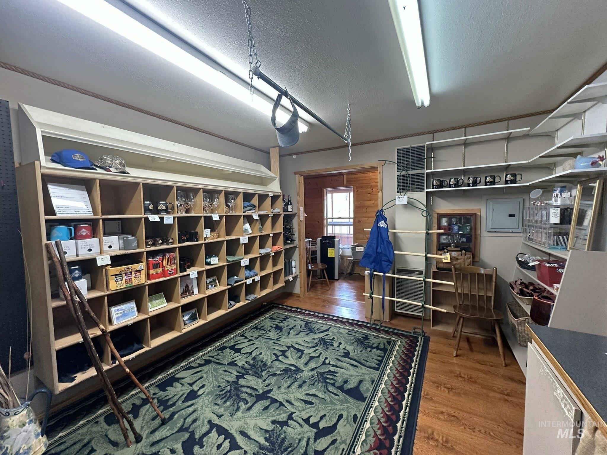 49130 Happy Valley Rd, Crane, Oregon 97722, 10 Bedrooms, Business/Commercial For Sale, Price $525,000, 98988241