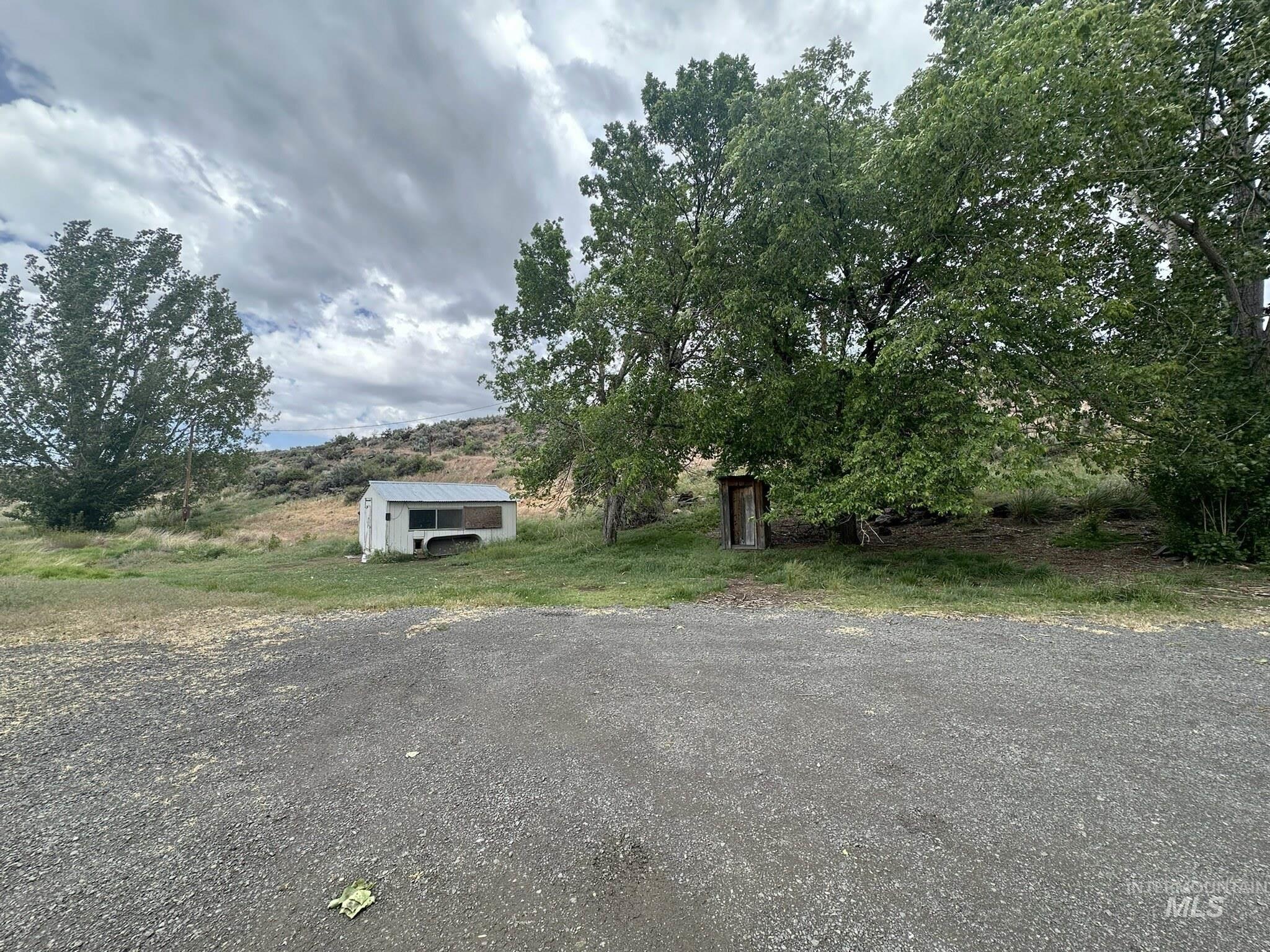 49130 Happy Valley Rd, Crane, Oregon 97722, 10 Bedrooms, Business/Commercial For Sale, Price $525,000, 98988241