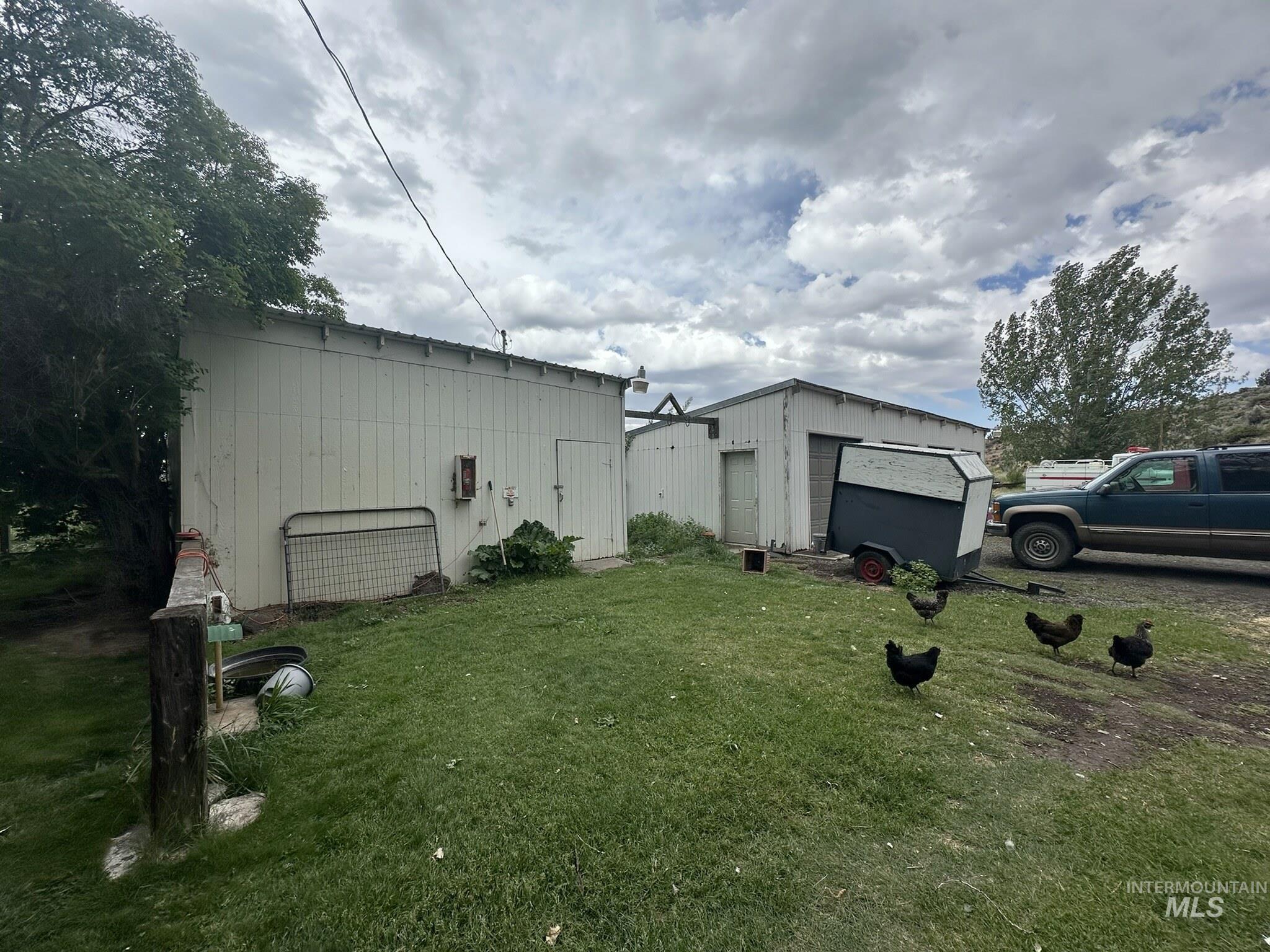49130 Happy Valley Rd, Crane, Oregon 97722, 10 Bedrooms, Business/Commercial For Sale, Price $525,000, 98988241